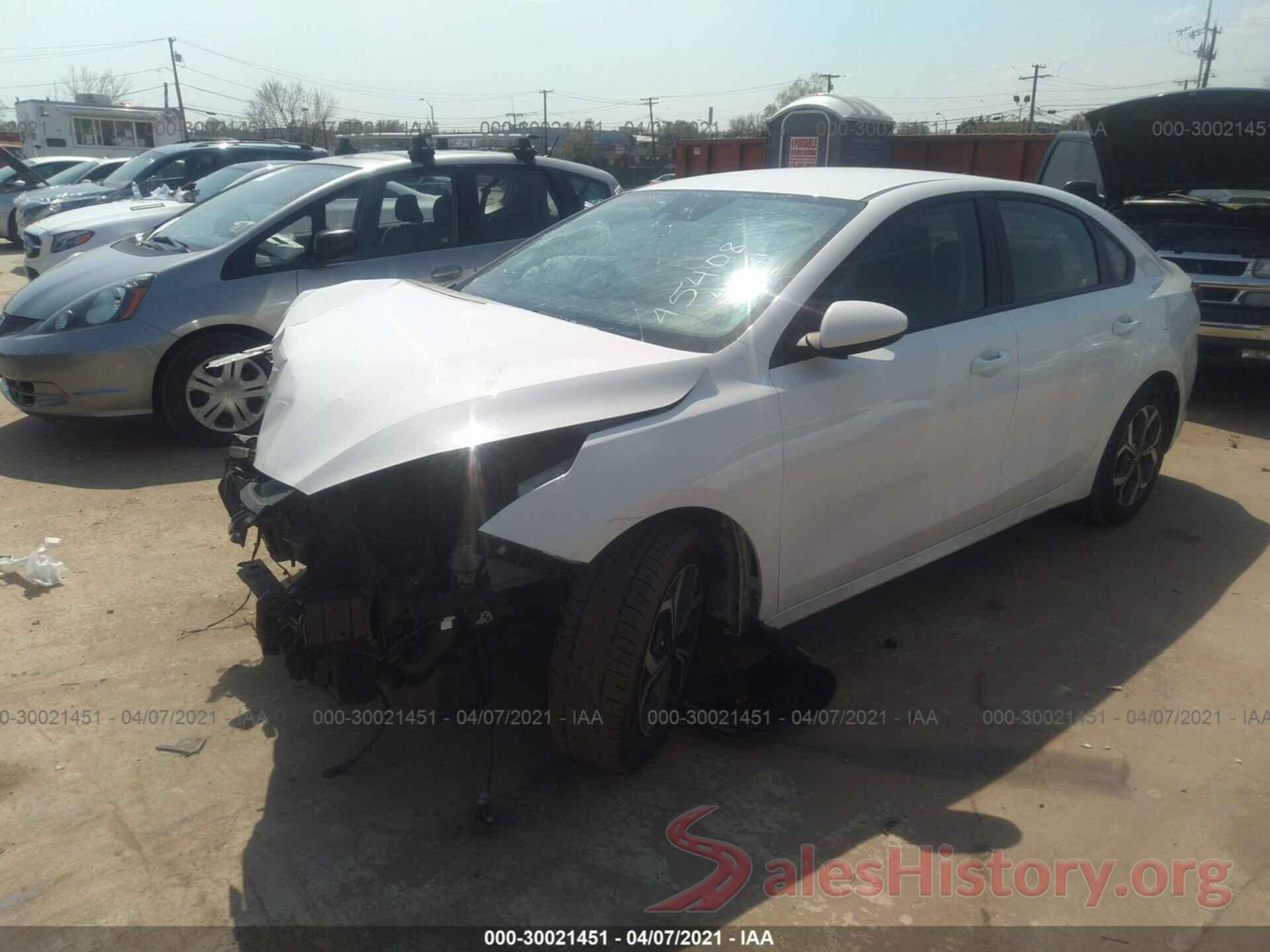 3KPF24AD3KE045408 2019 KIA FORTE