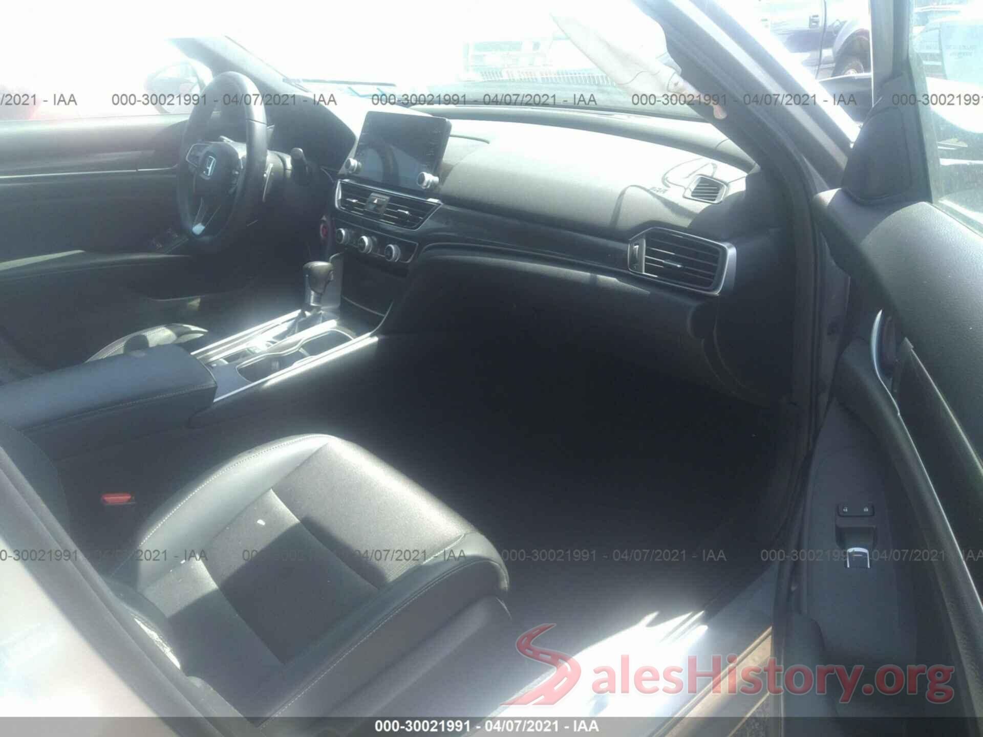 1HGCV1F30JA046897 2018 HONDA ACCORD SEDAN