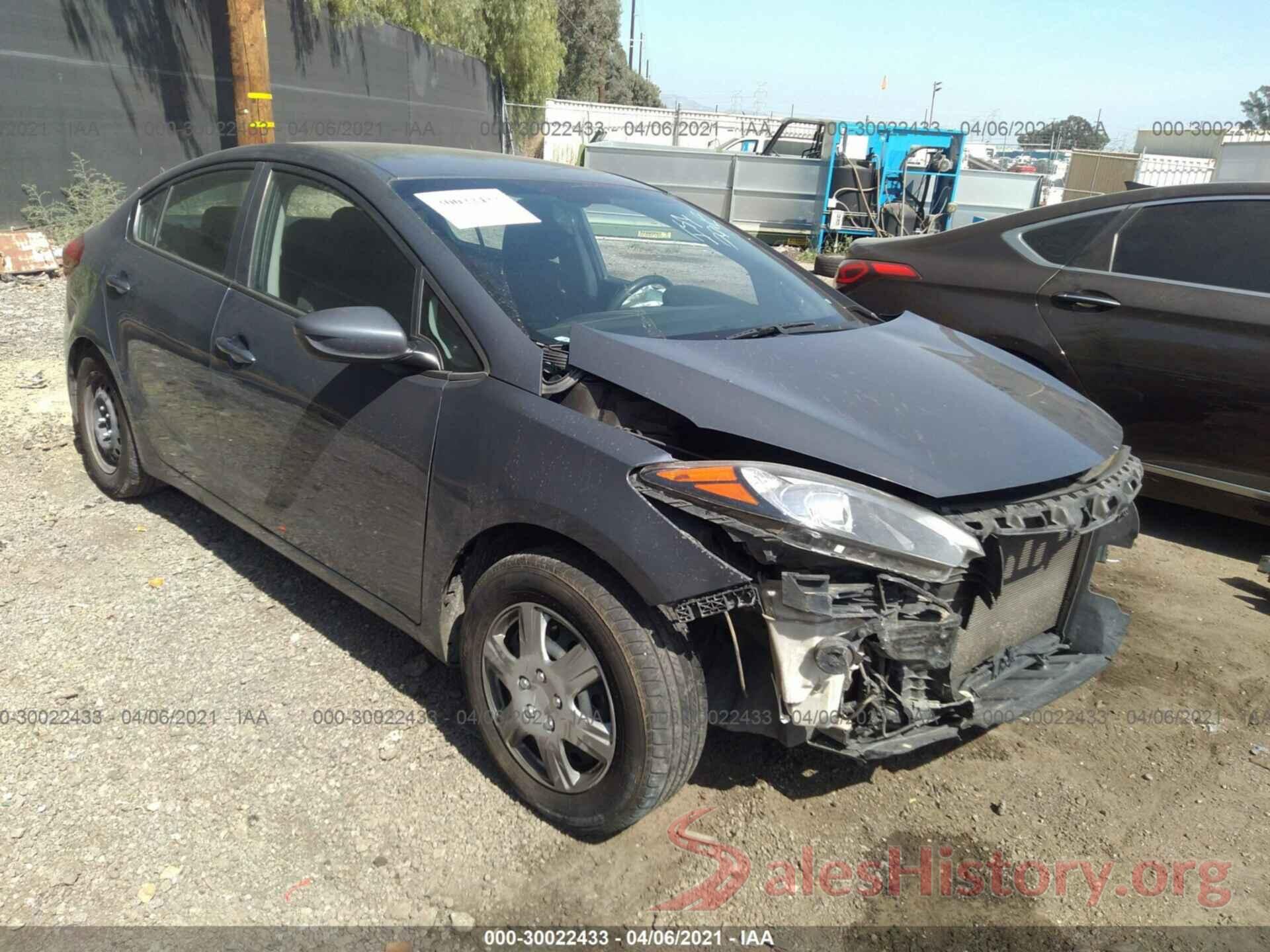 KNAFK4A66G5576409 2016 KIA FORTE