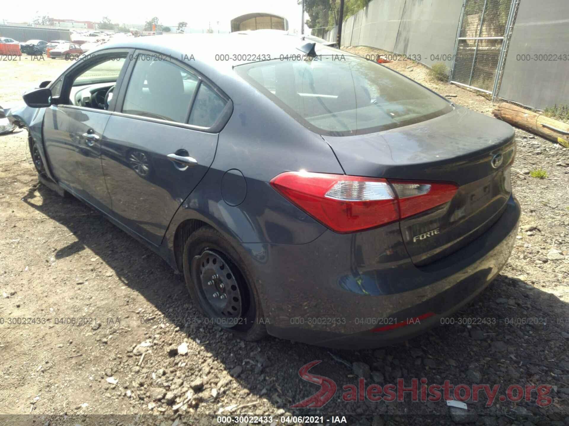 KNAFK4A66G5576409 2016 KIA FORTE