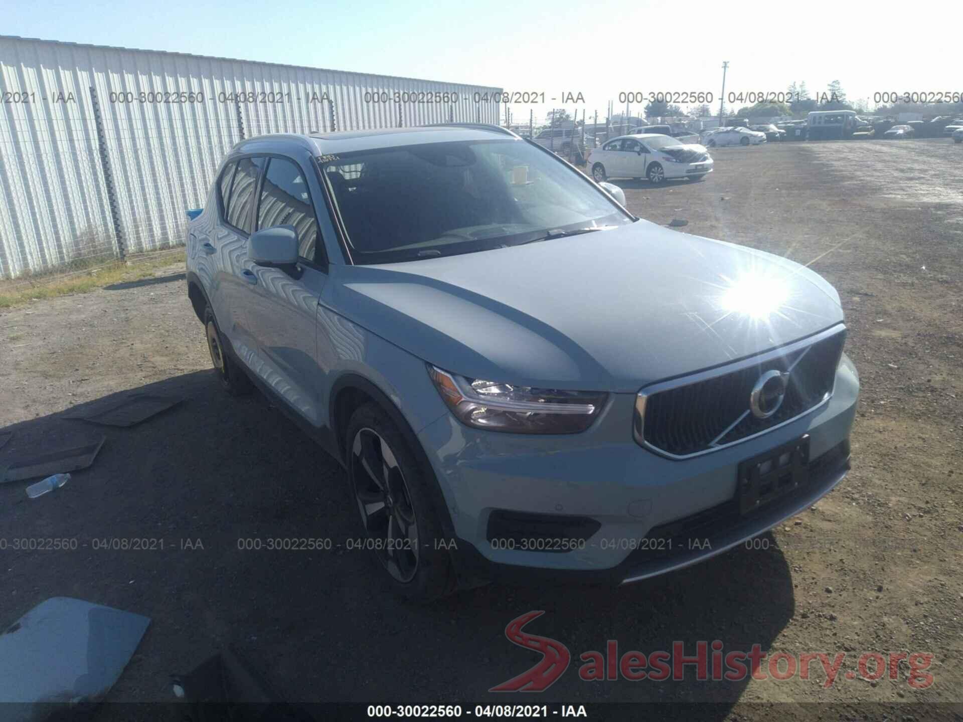 YV4162UK8K2058338 2019 VOLVO XC40