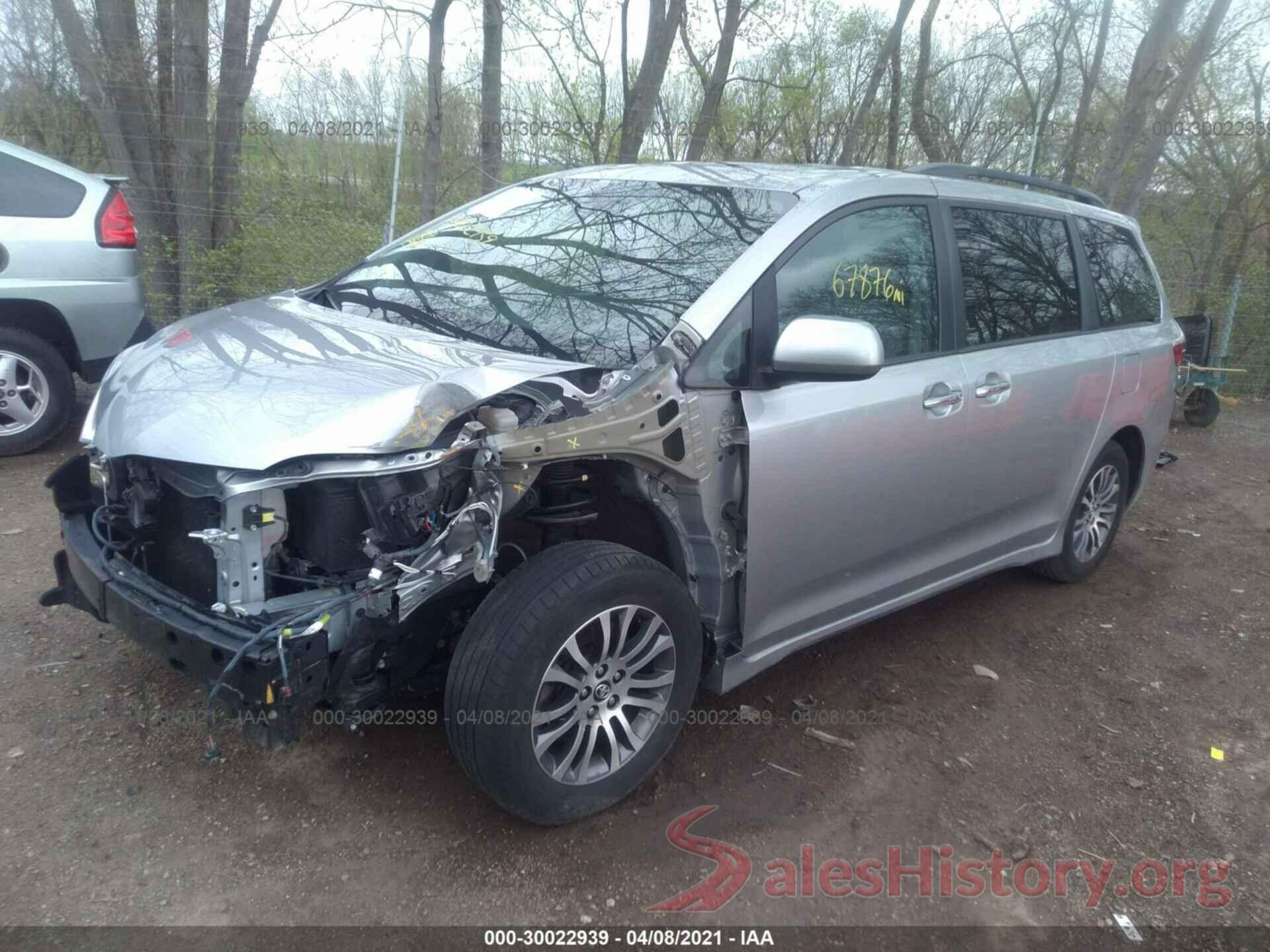 5TDYZ3DC0JS949786 2018 TOYOTA SIENNA