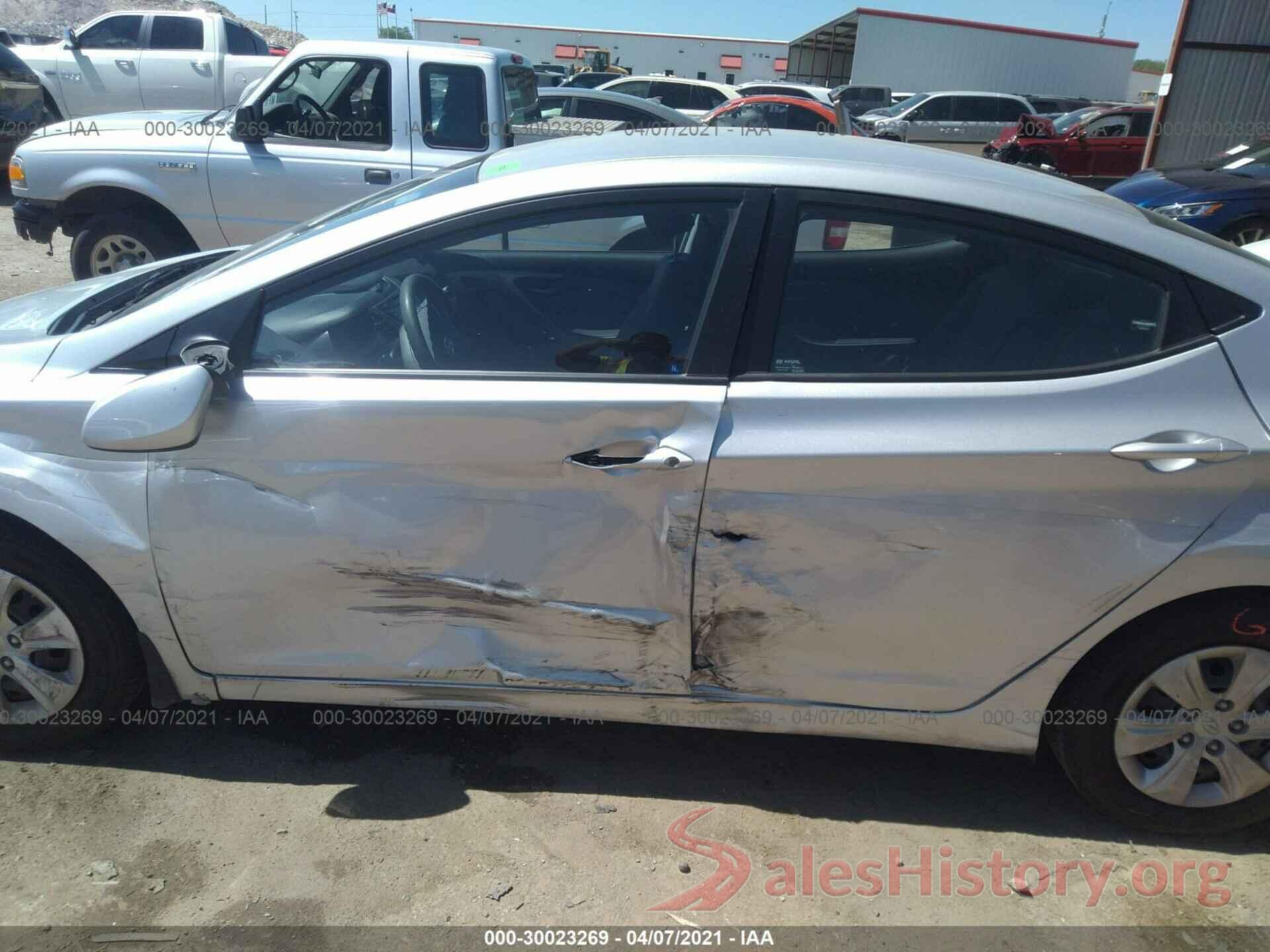 5NPDH4AE0GH779800 2016 HYUNDAI ELANTRA