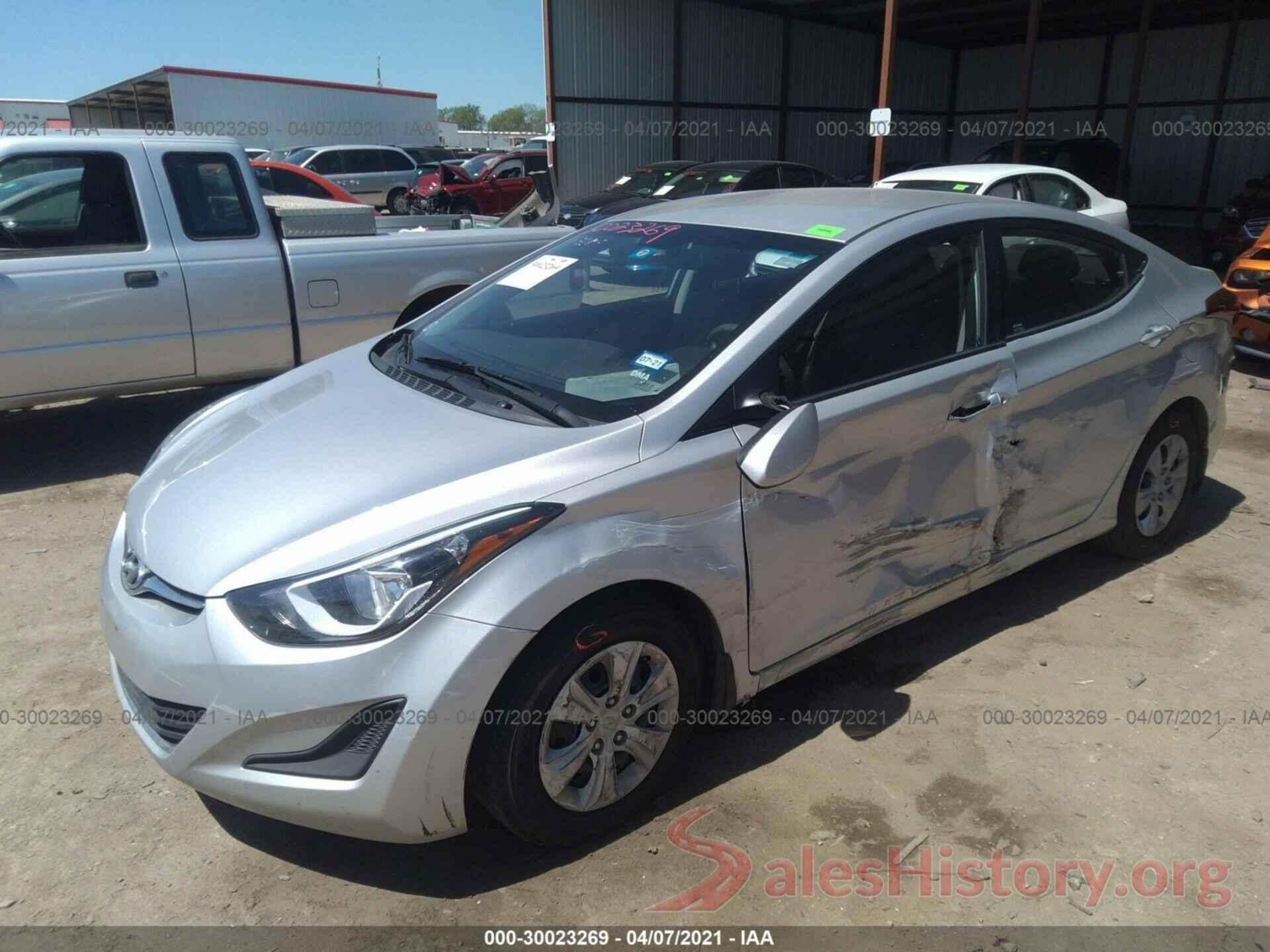 5NPDH4AE0GH779800 2016 HYUNDAI ELANTRA