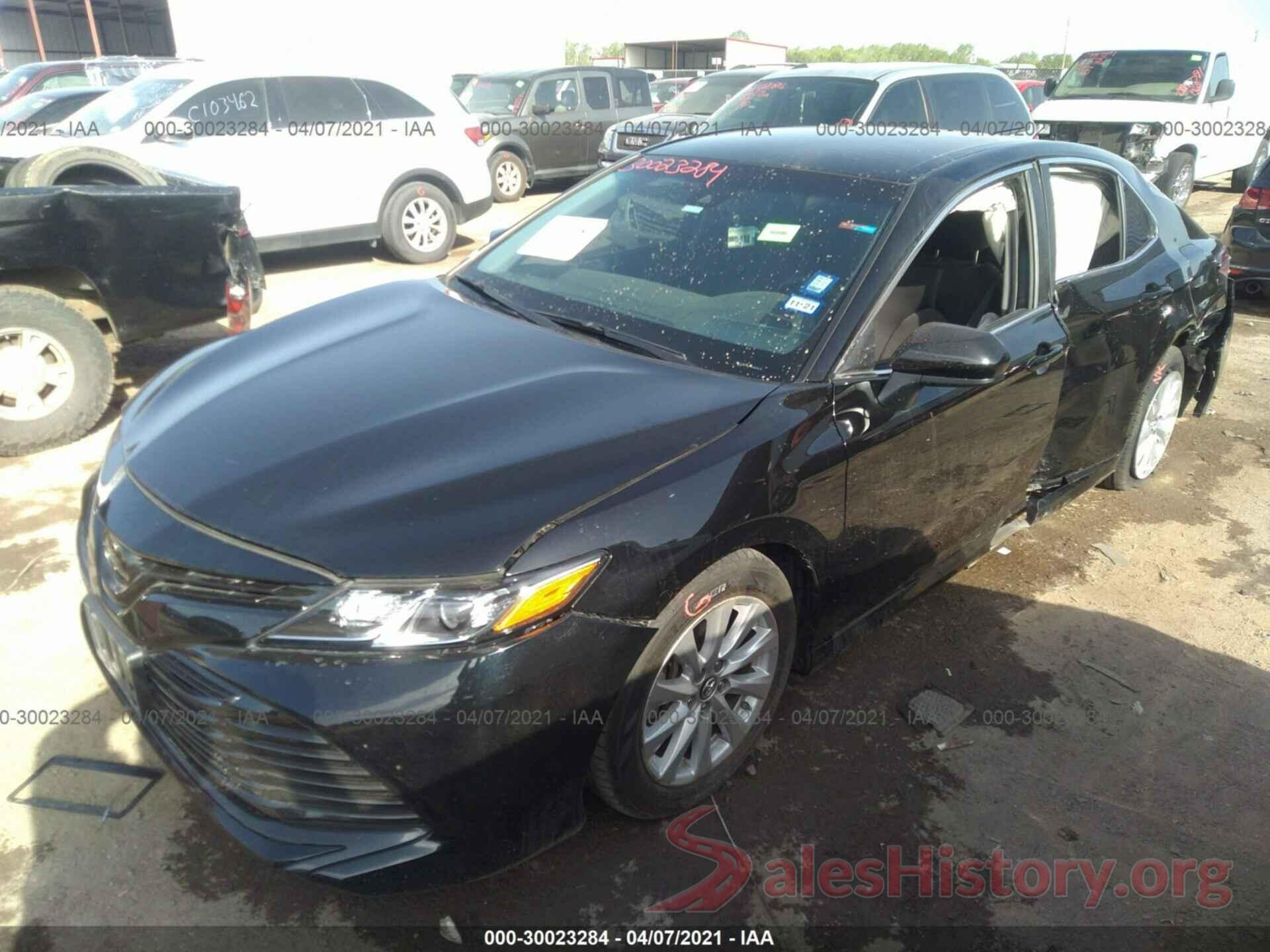 4T1B11HK3JU098058 2018 TOYOTA CAMRY