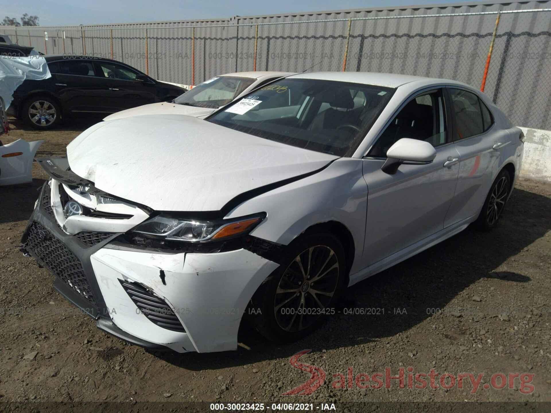 4T1B11HK1KU850986 2019 TOYOTA CAMRY