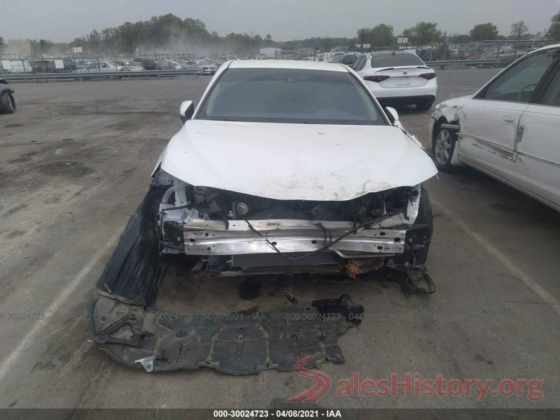 4T1B11HK8JU606718 2018 TOYOTA CAMRY