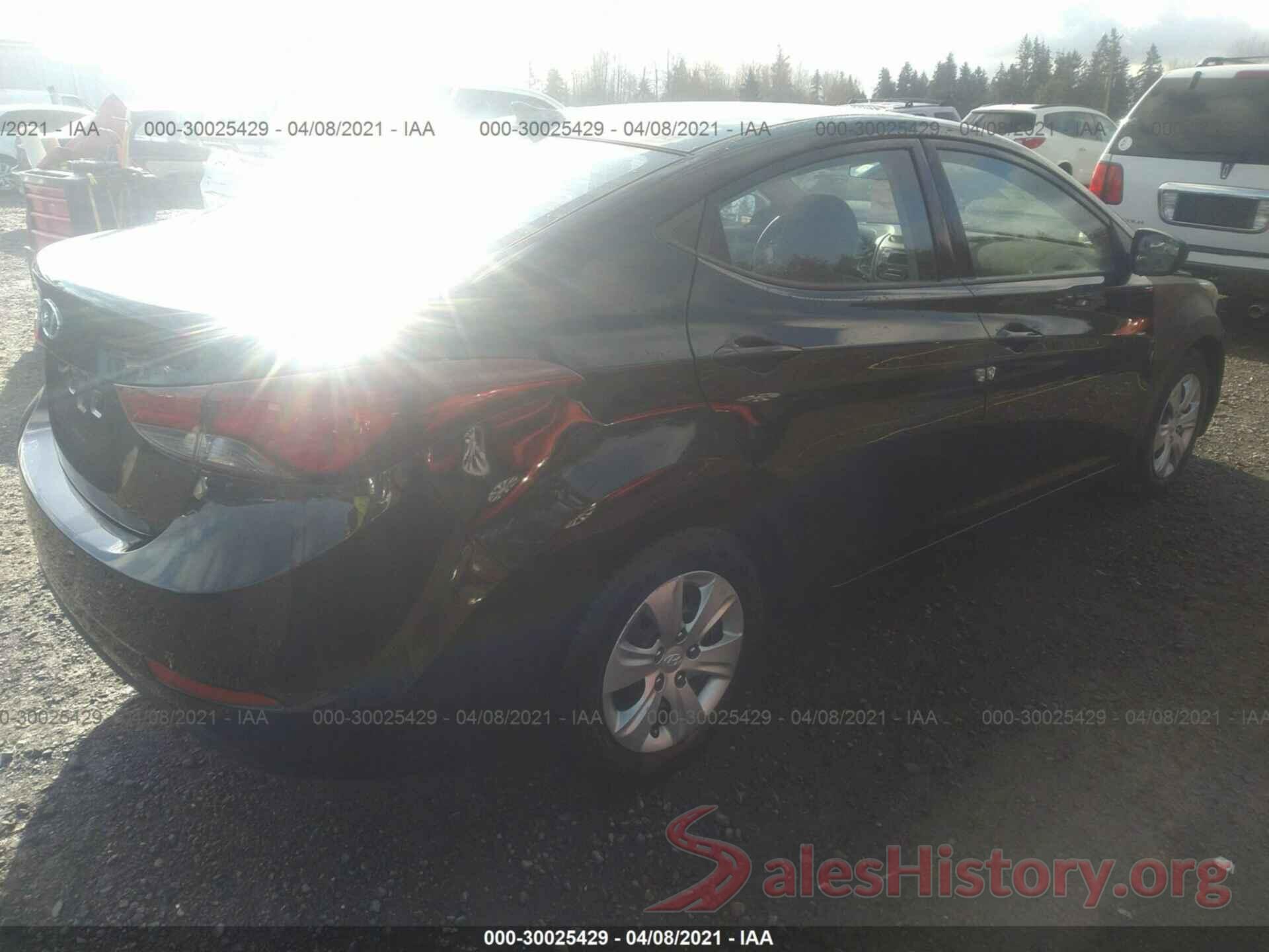 5NPDH4AE8GH760475 2016 HYUNDAI ELANTRA