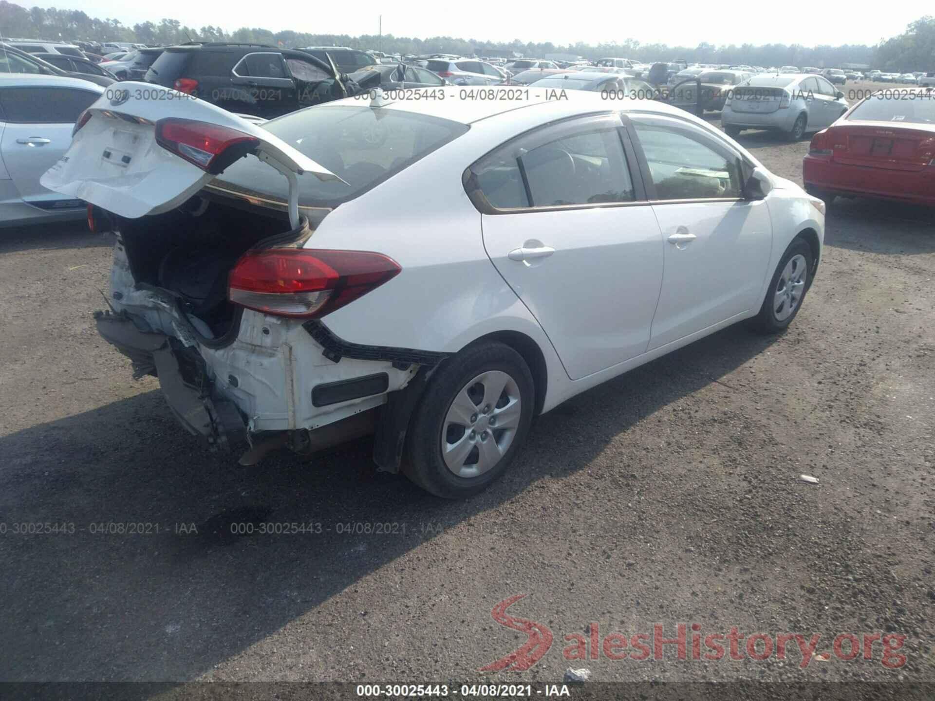 3KPFK4A74JE239437 2018 KIA FORTE