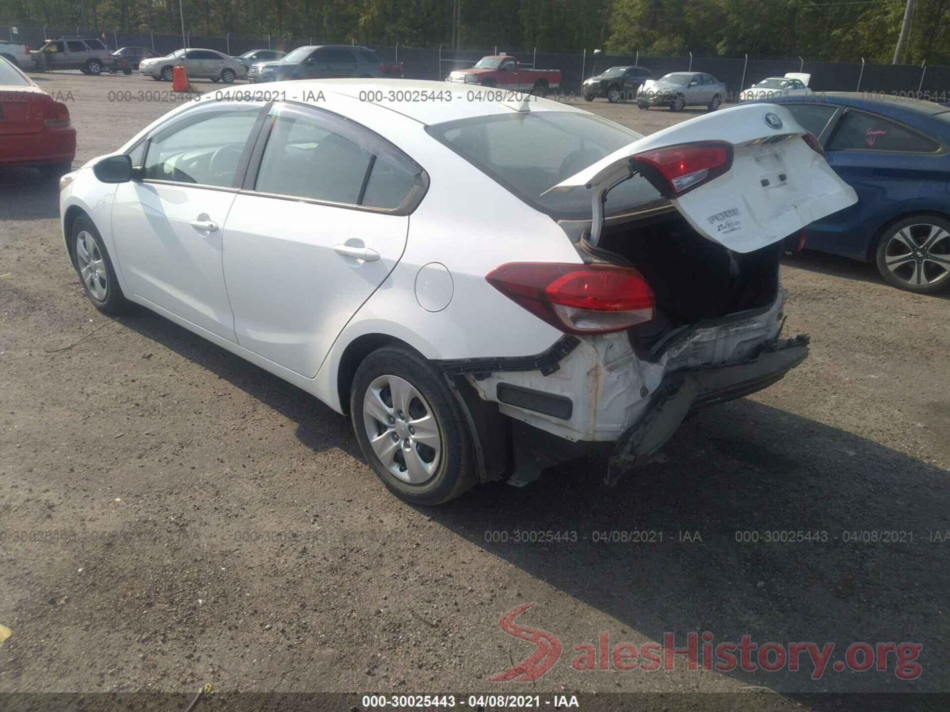 3KPFK4A74JE239437 2018 KIA FORTE