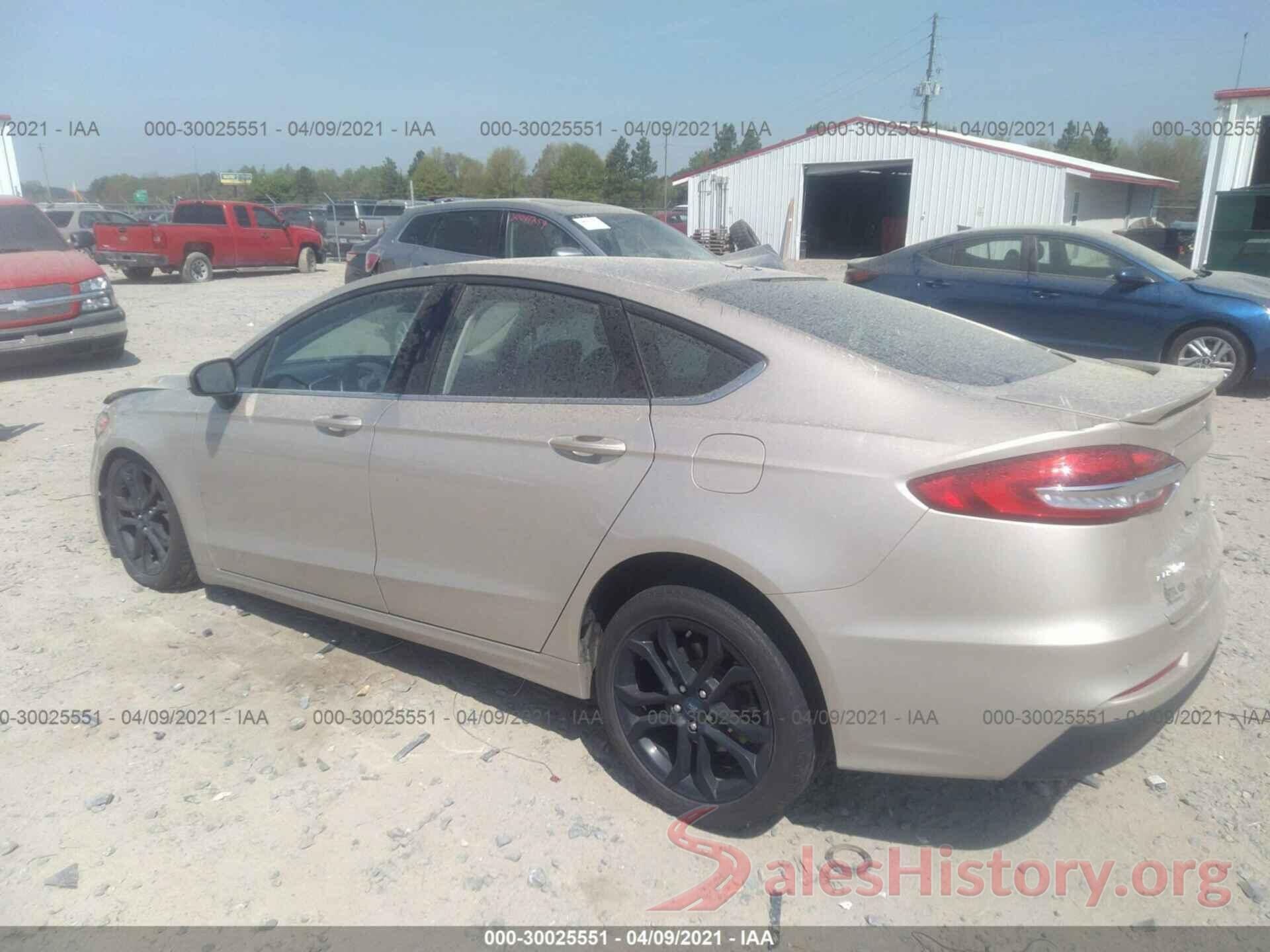 3FA6P0HD5KR163636 2019 FORD FUSION