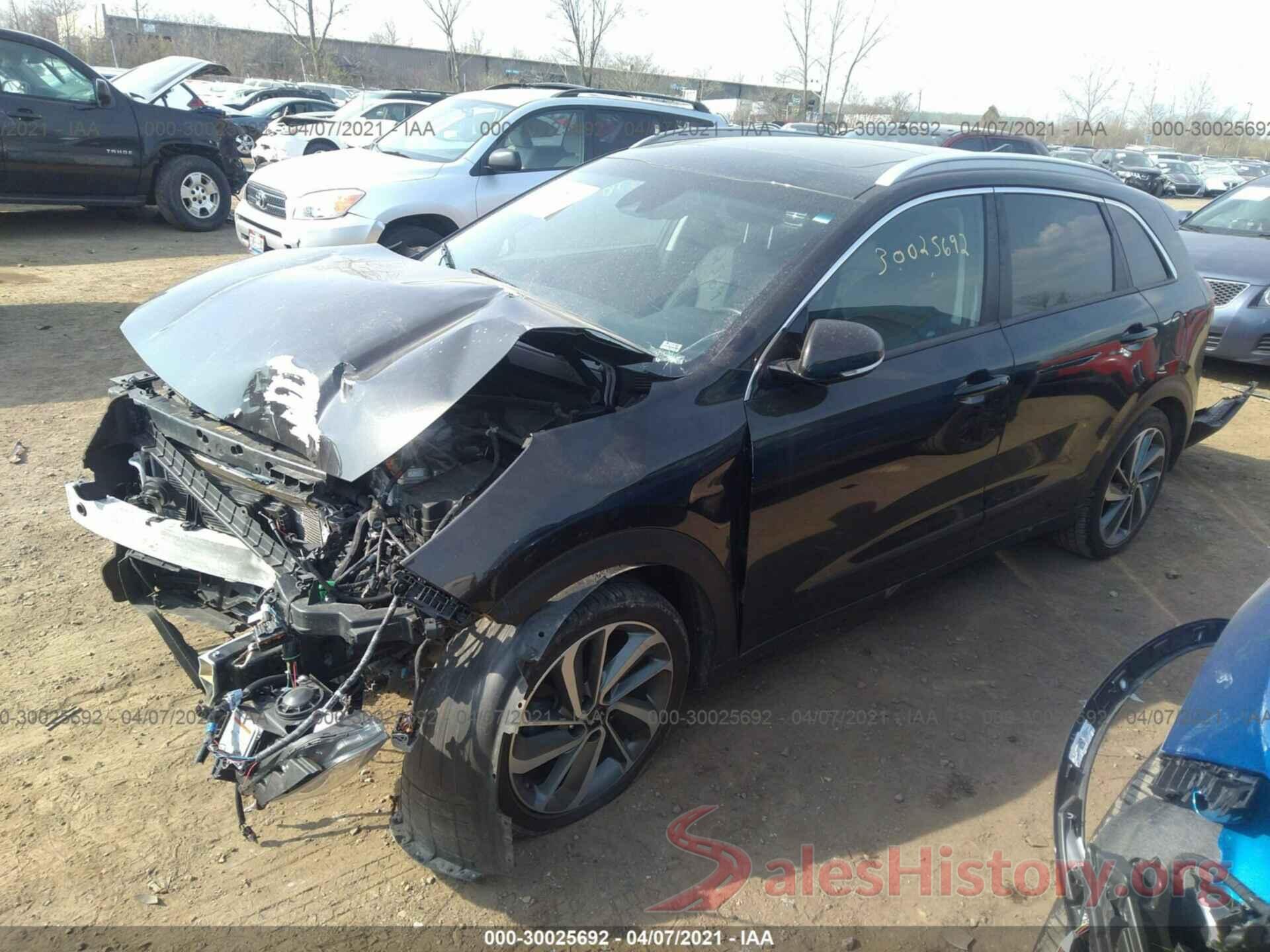 KNDCE3LC5J5143357 2018 KIA NIRO