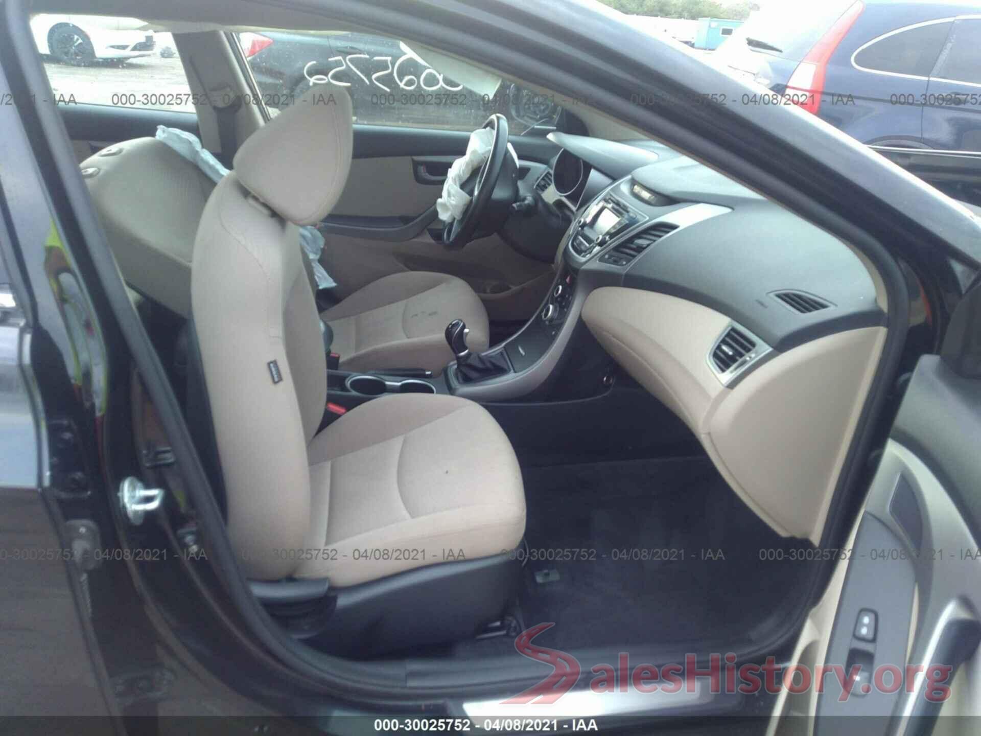 KMHDH4AE3GU589782 2016 HYUNDAI ELANTRA