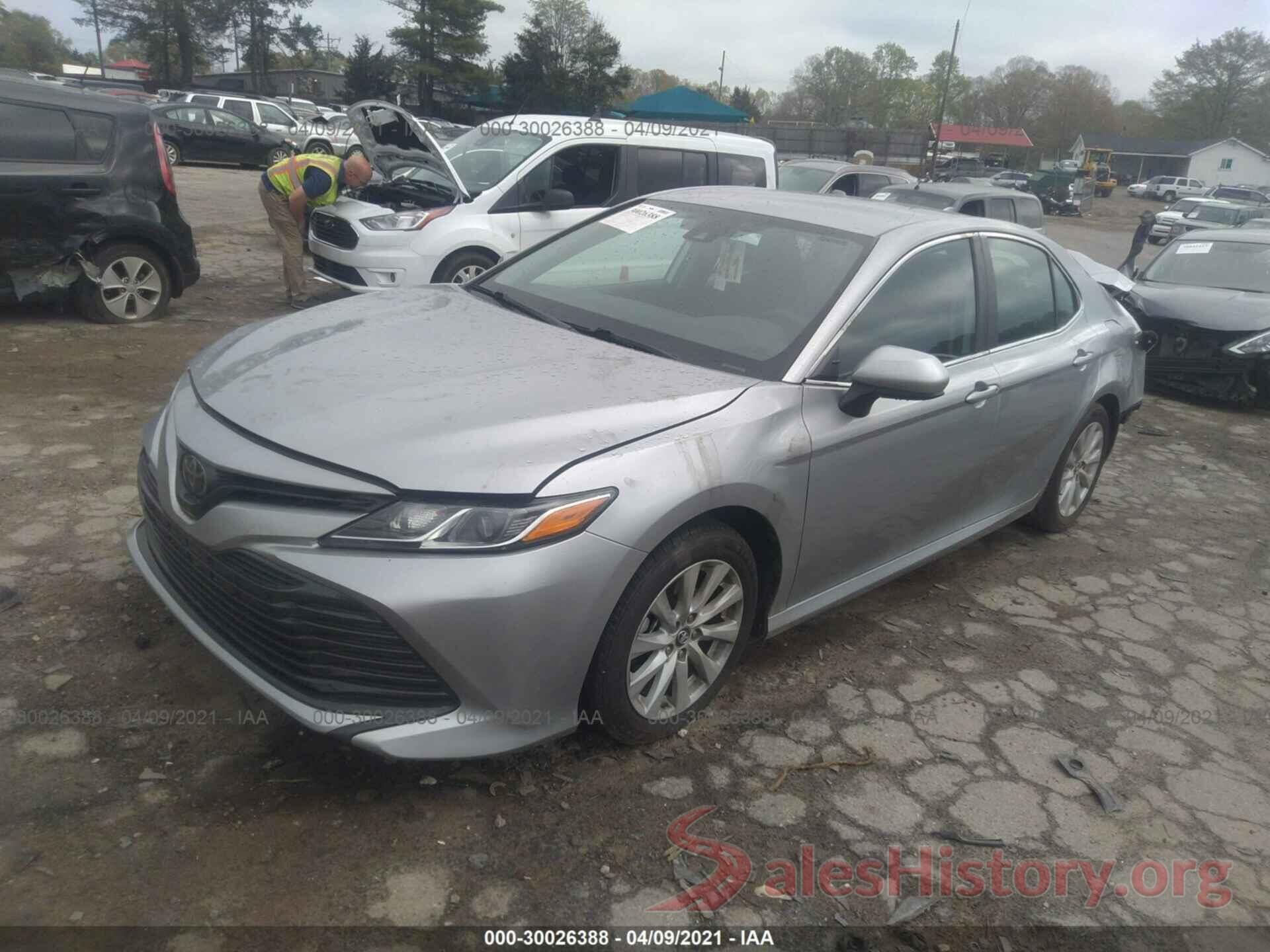 4T1B11HK3KU696409 2019 TOYOTA CAMRY