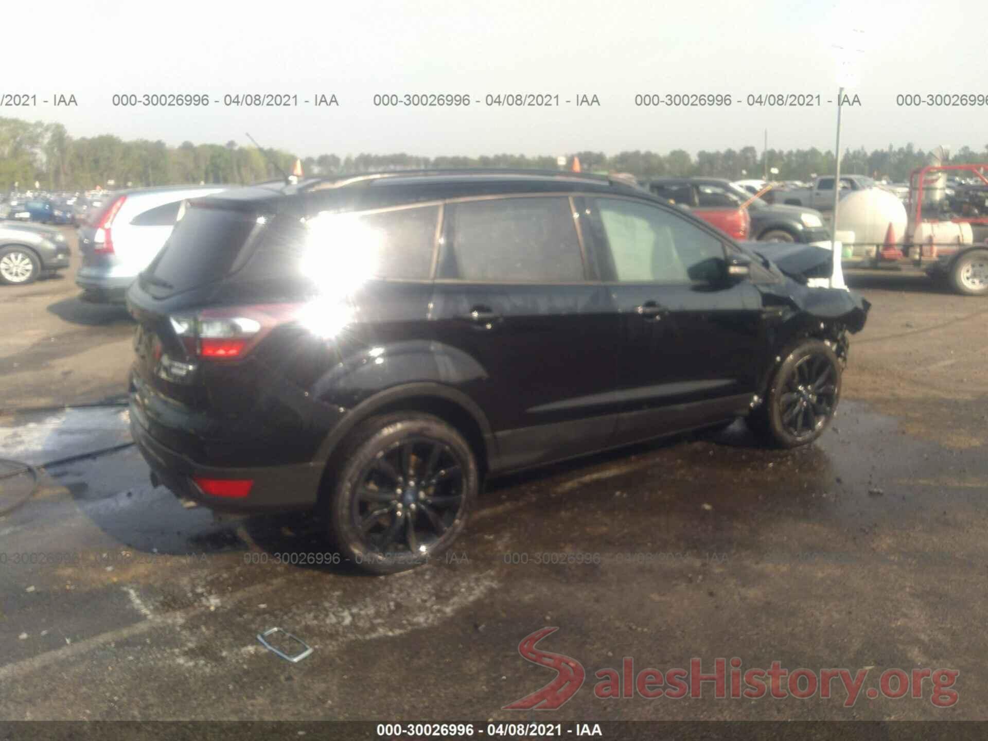 1FMCU0J95HUE42979 2017 FORD ESCAPE