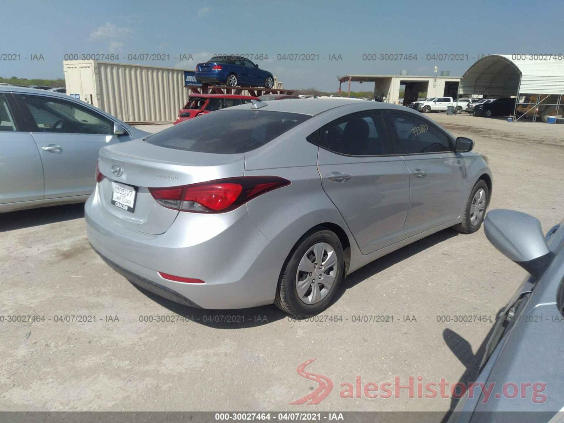 5NPDH4AE3GH733880 2016 HYUNDAI ELANTRA