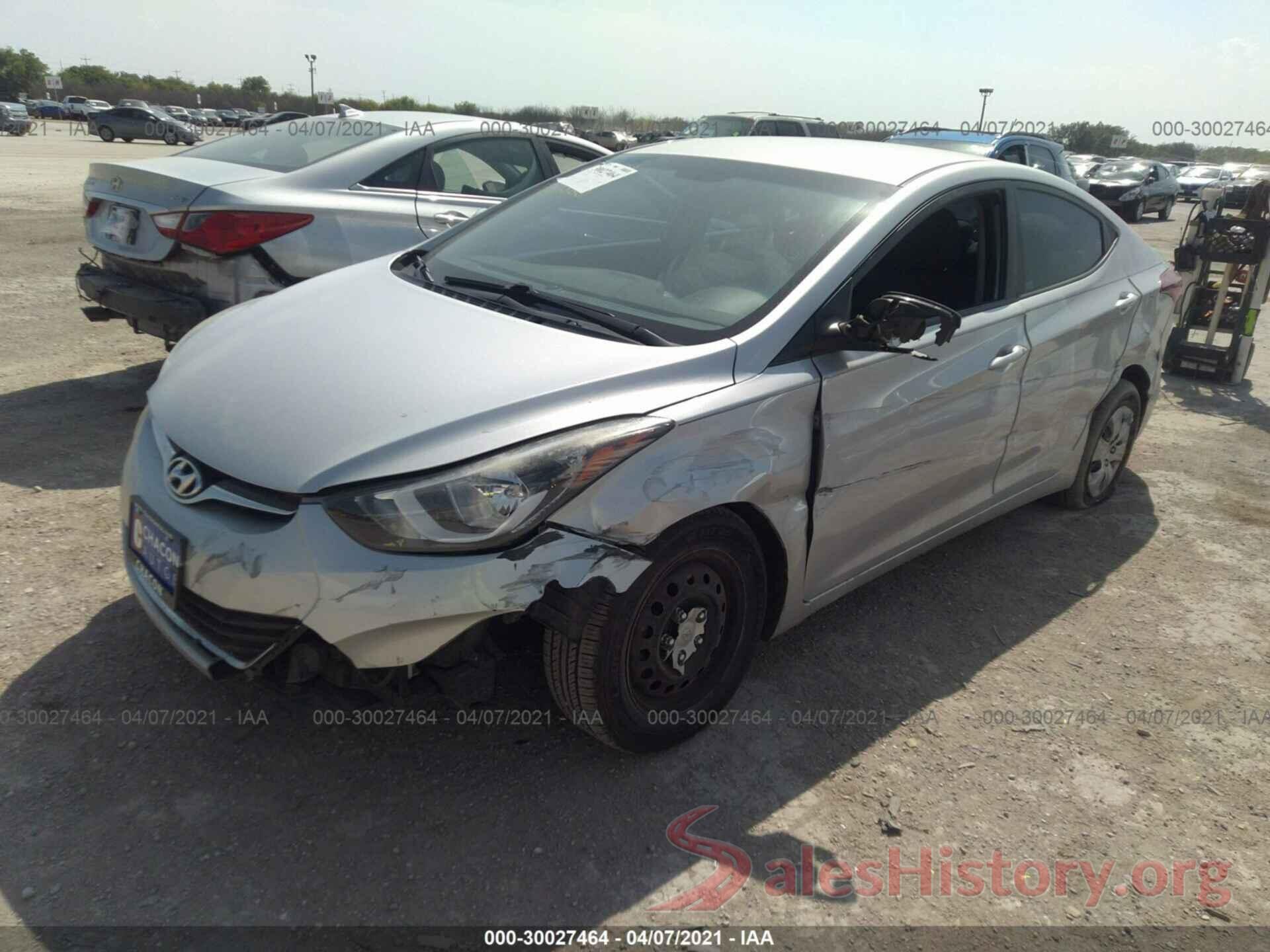 5NPDH4AE3GH733880 2016 HYUNDAI ELANTRA