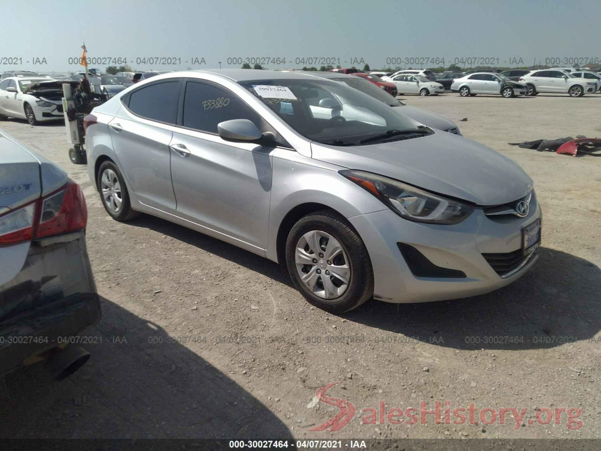 5NPDH4AE3GH733880 2016 HYUNDAI ELANTRA