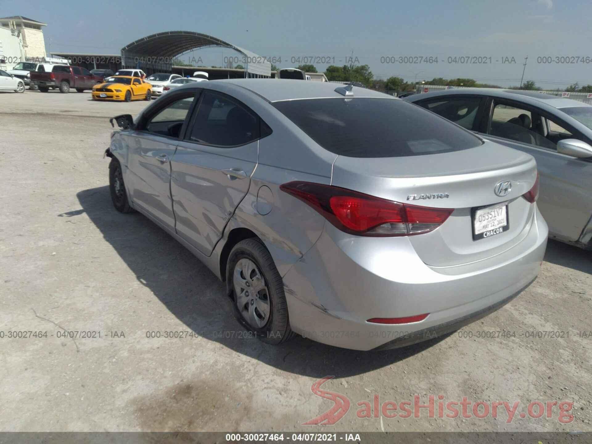 5NPDH4AE3GH733880 2016 HYUNDAI ELANTRA