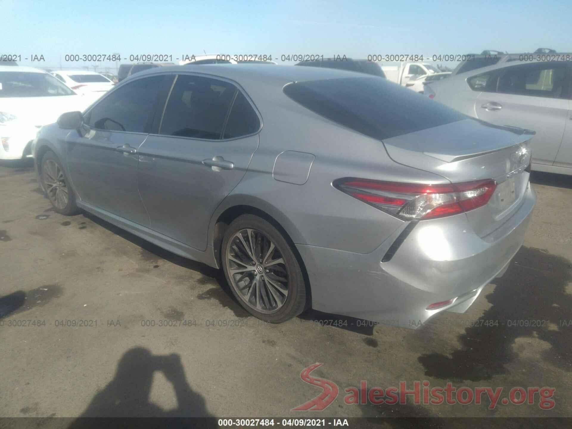 4T1B11HK7JU659815 2018 TOYOTA CAMRY