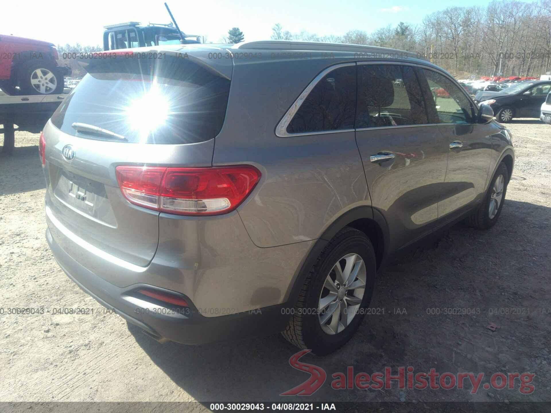 5XYPGDA33GG150490 2016 KIA SORENTO