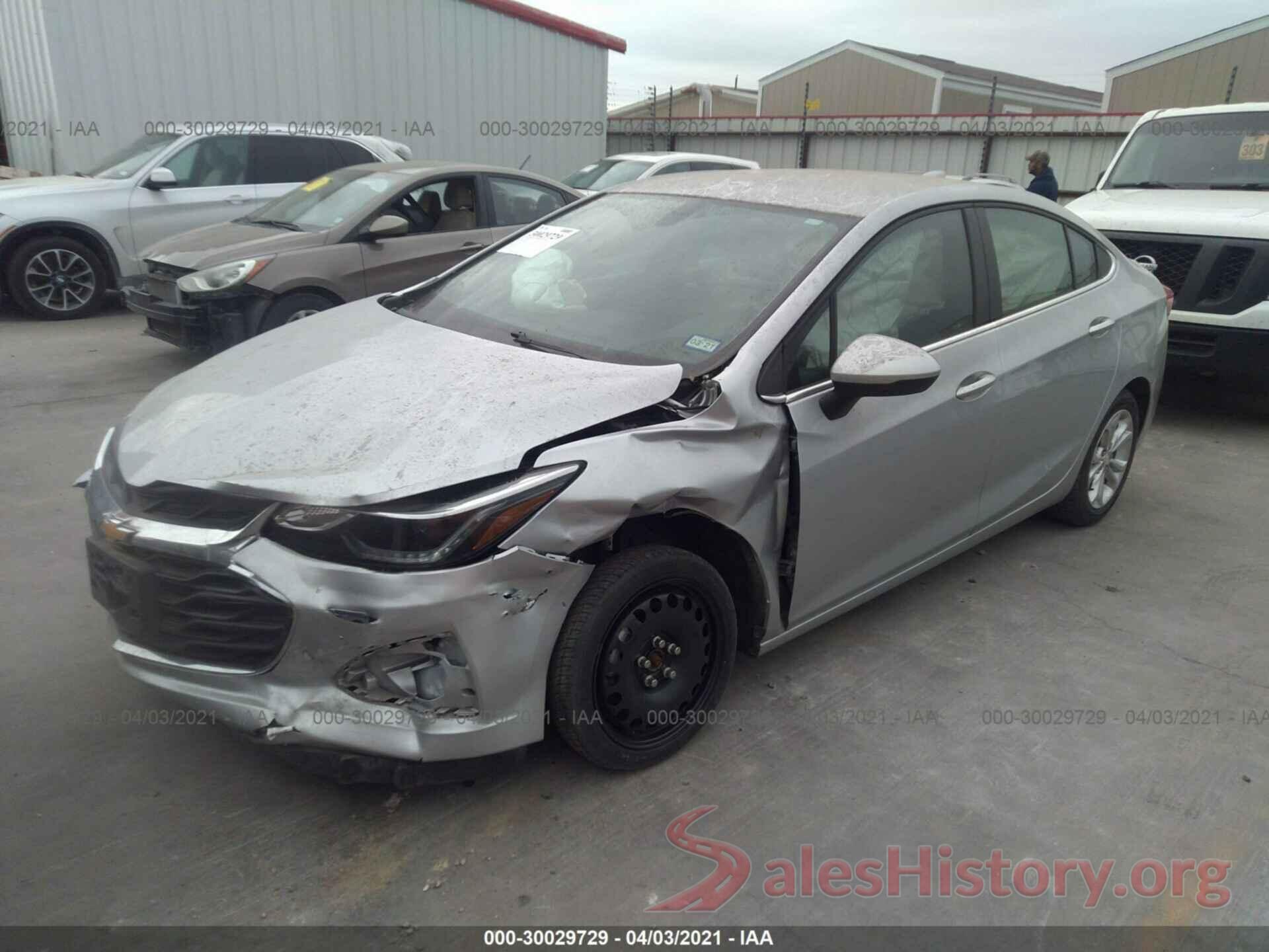 1G1BE5SM9K7101970 2019 CHEVROLET CRUZE