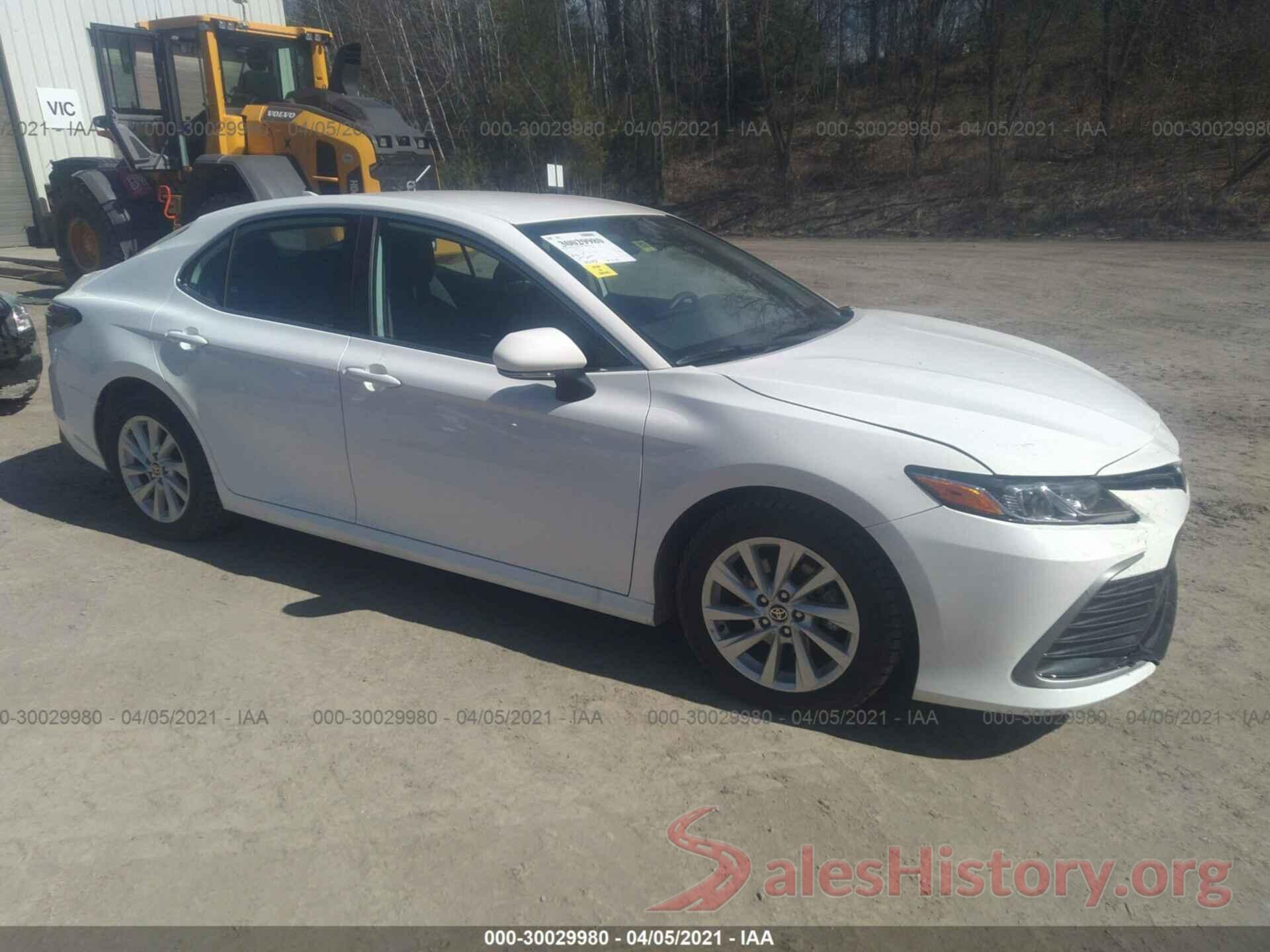 4T1C11BK2MU020310 2021 TOYOTA CAMRY