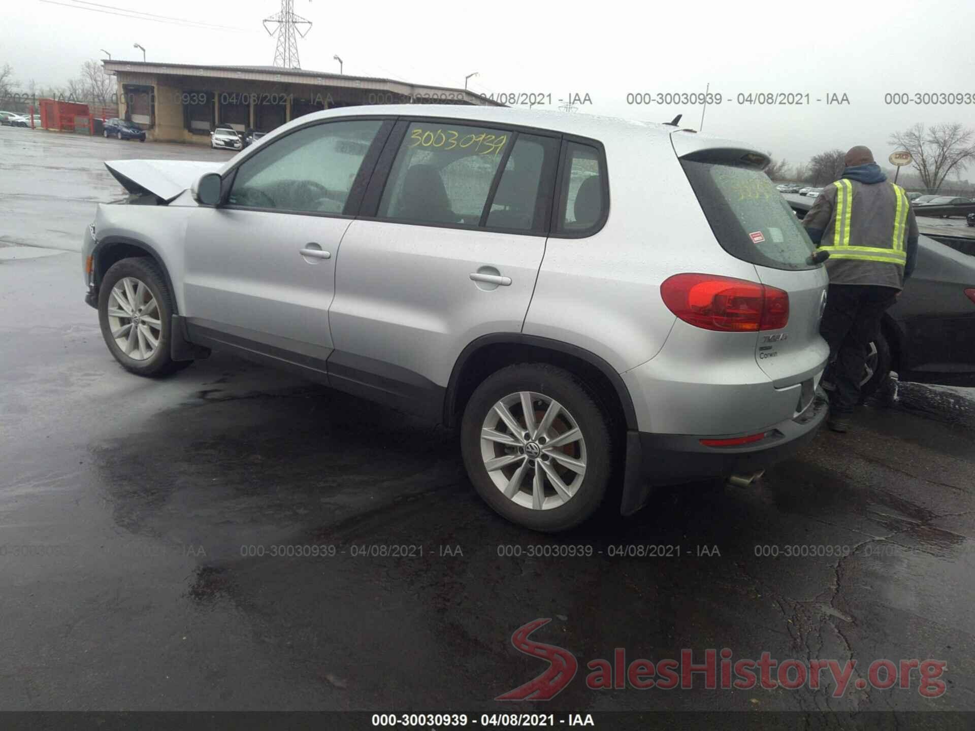 WVGBV7AX8HK044628 2017 VOLKSWAGEN TIGUAN