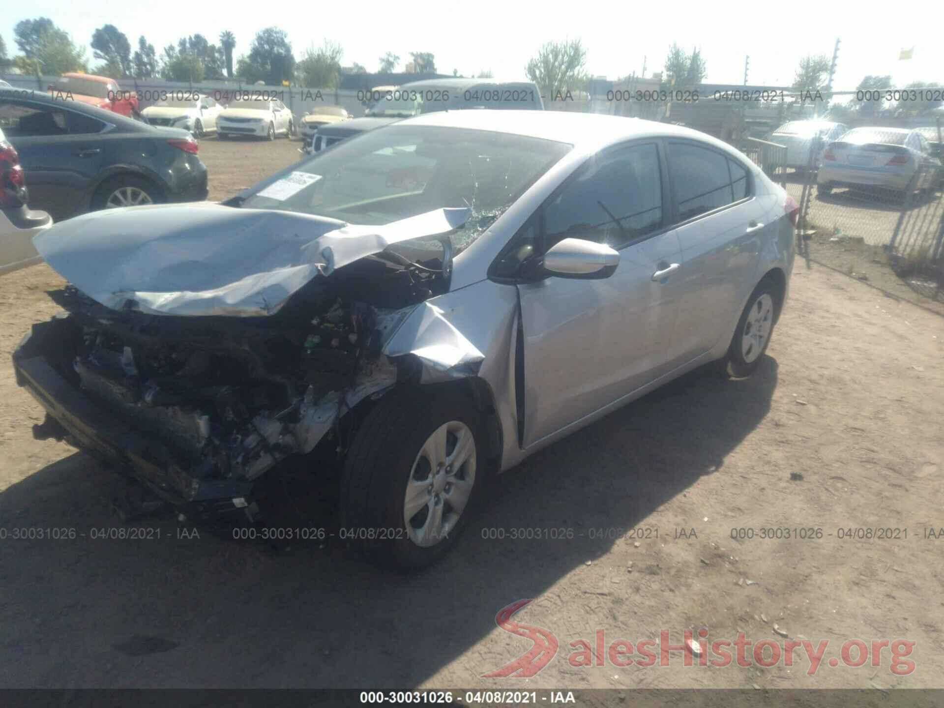 3KPFK4A74JE268680 2018 KIA FORTE