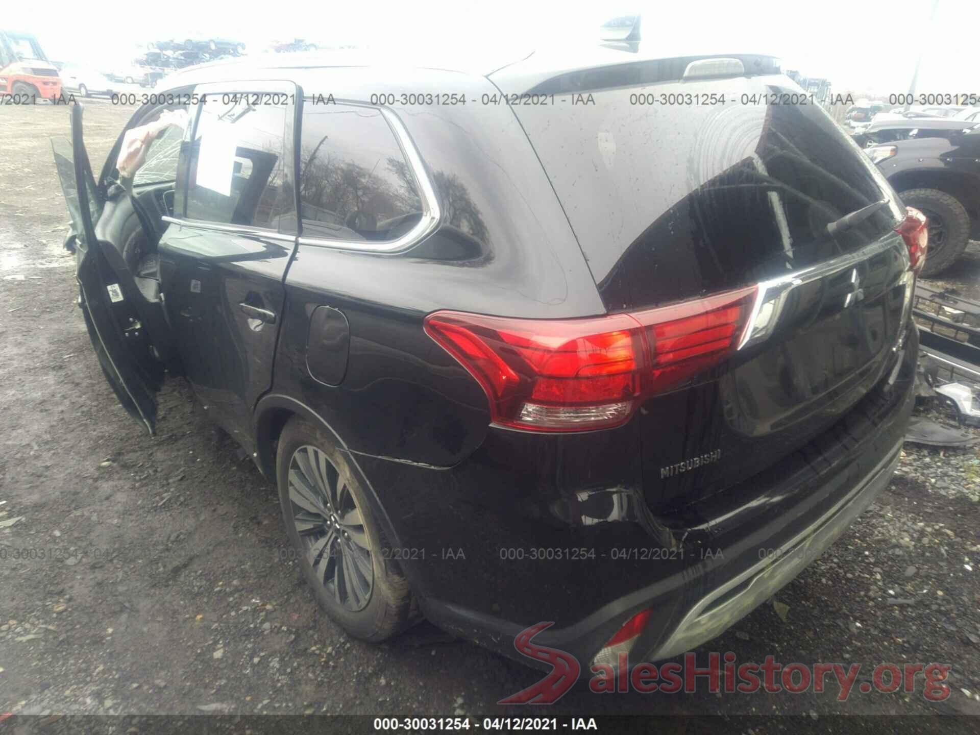 JA4AD3A32KZ028071 2019 MITSUBISHI OUTLANDER