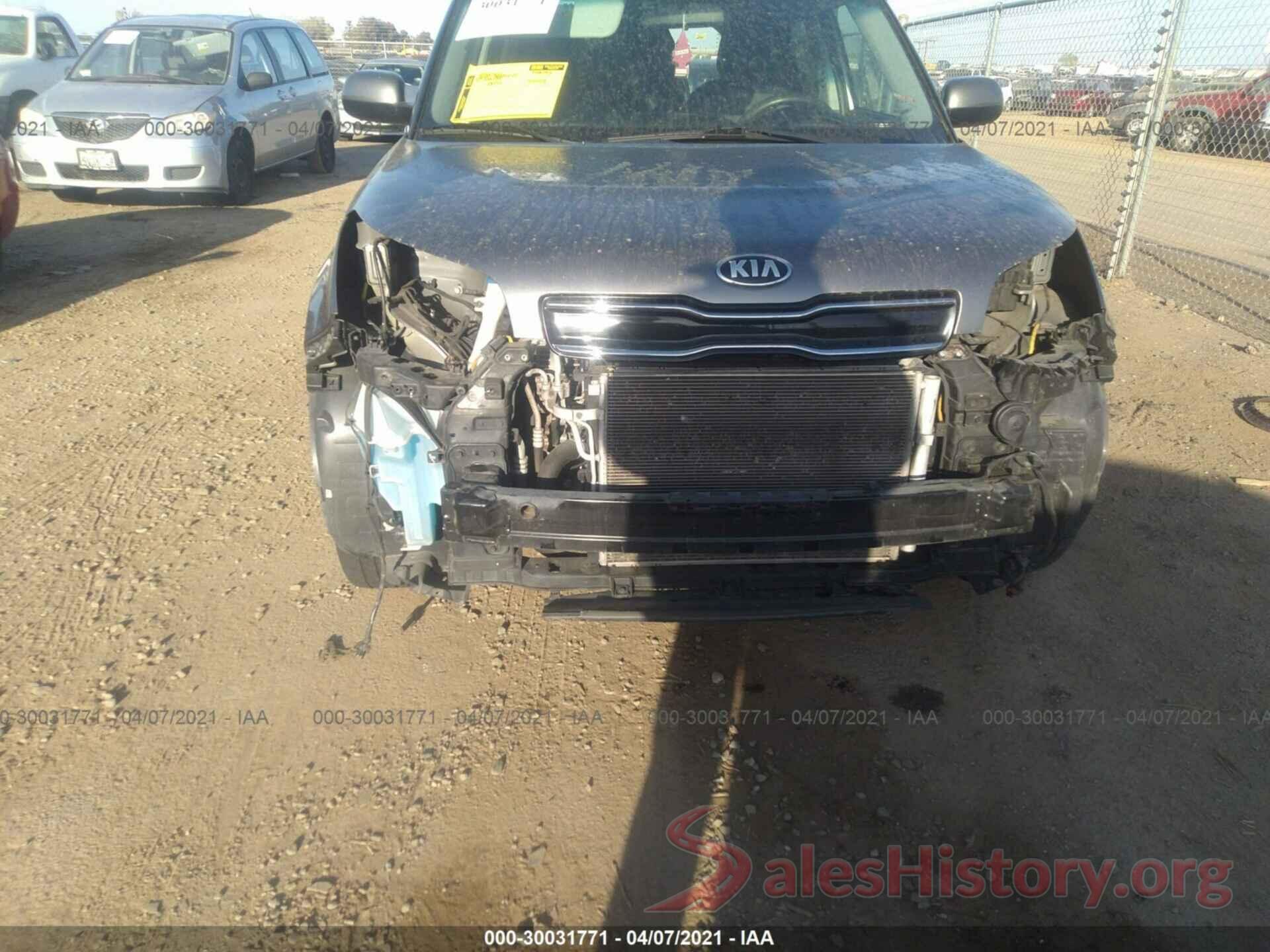 KNDJP3A53H7442995 2017 KIA SOUL