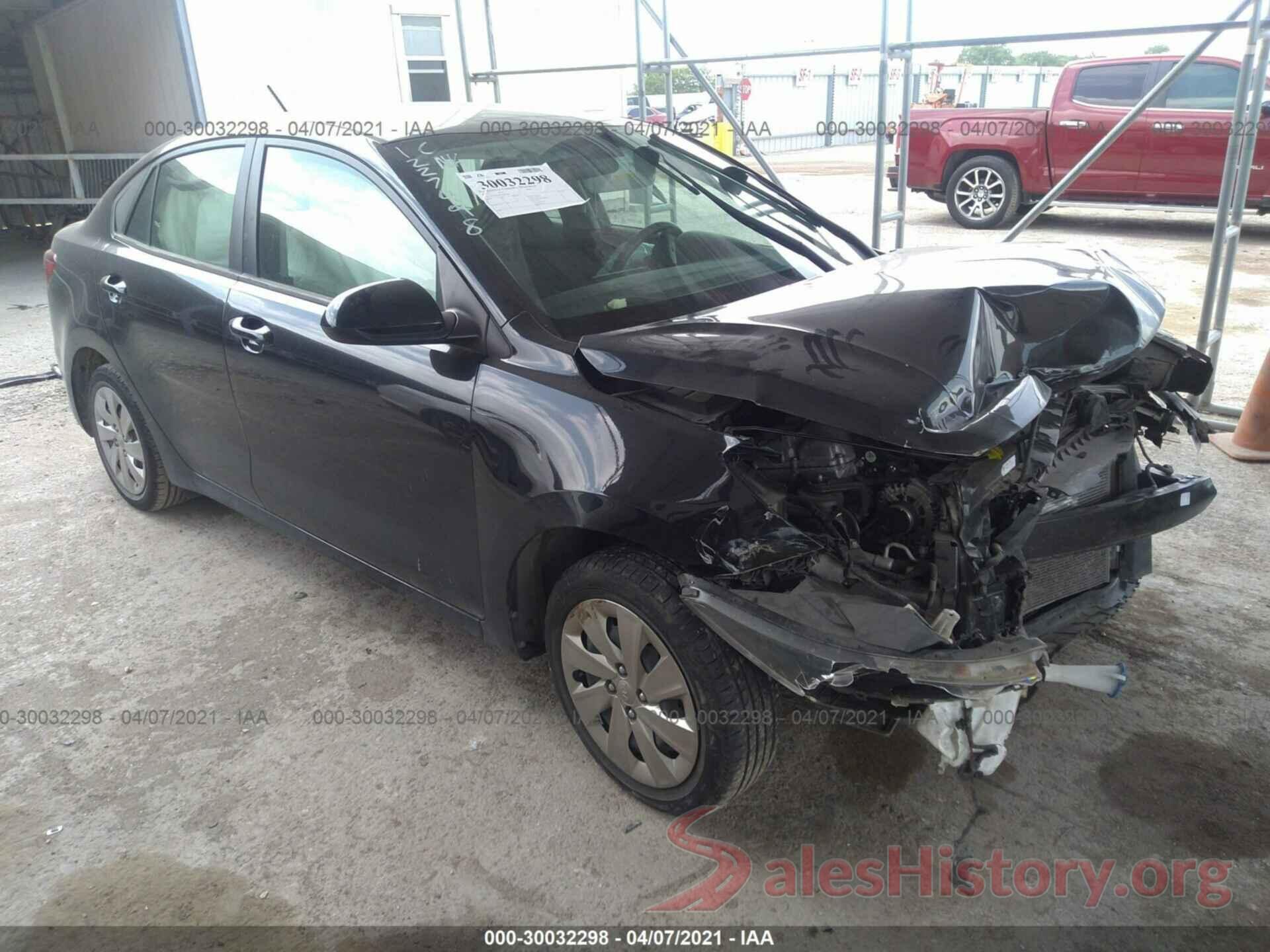 3KPA24AB5JE085304 2018 KIA RIO