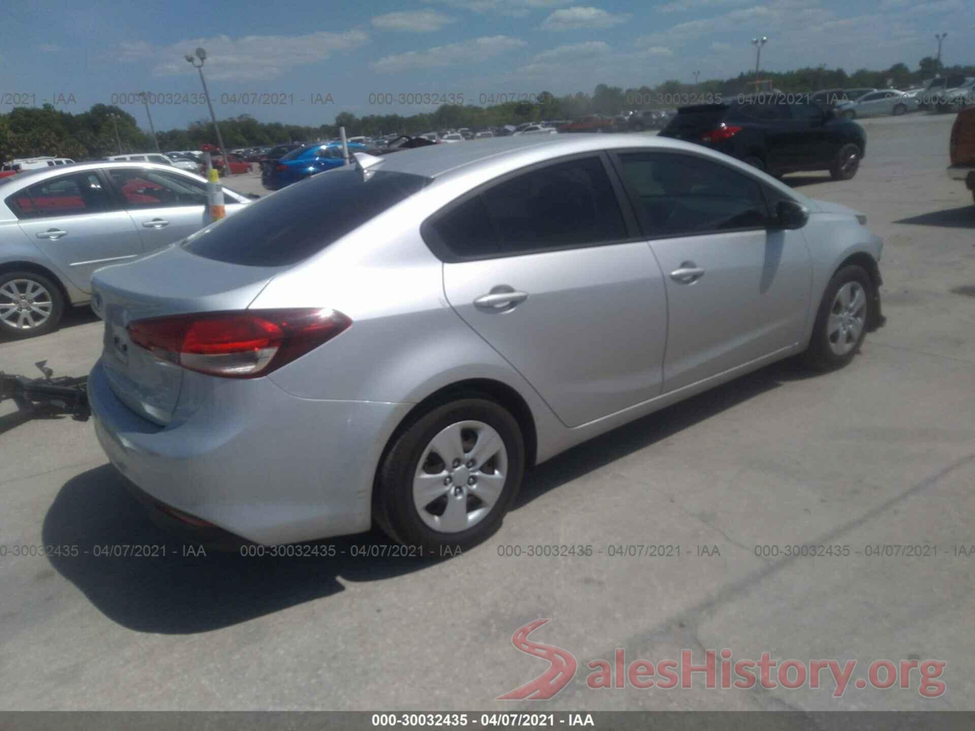 3KPFL4A75HE069287 2017 KIA FORTE