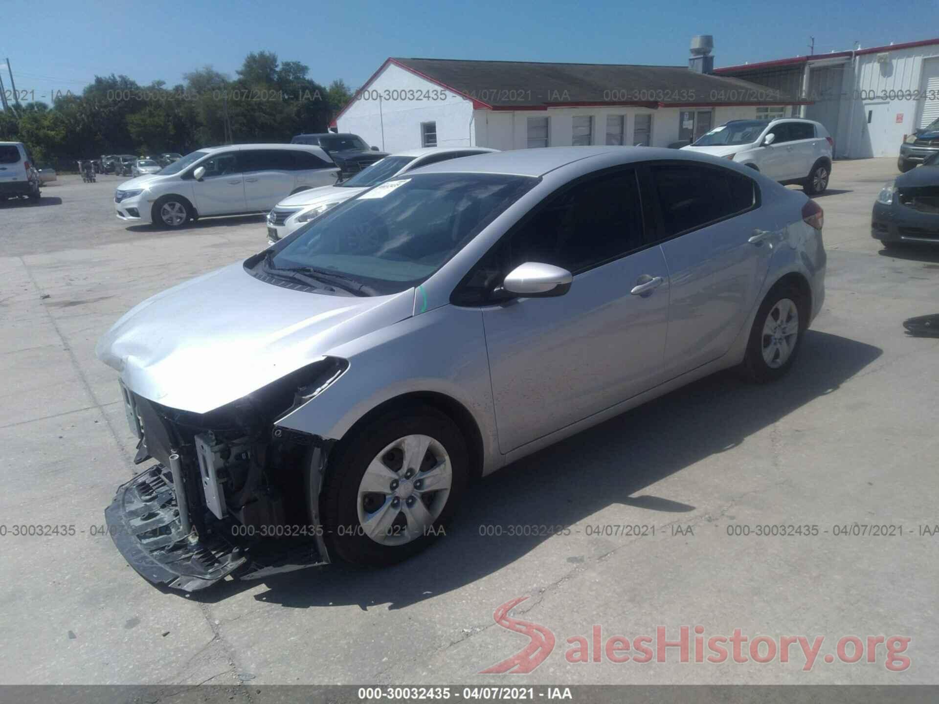 3KPFL4A75HE069287 2017 KIA FORTE