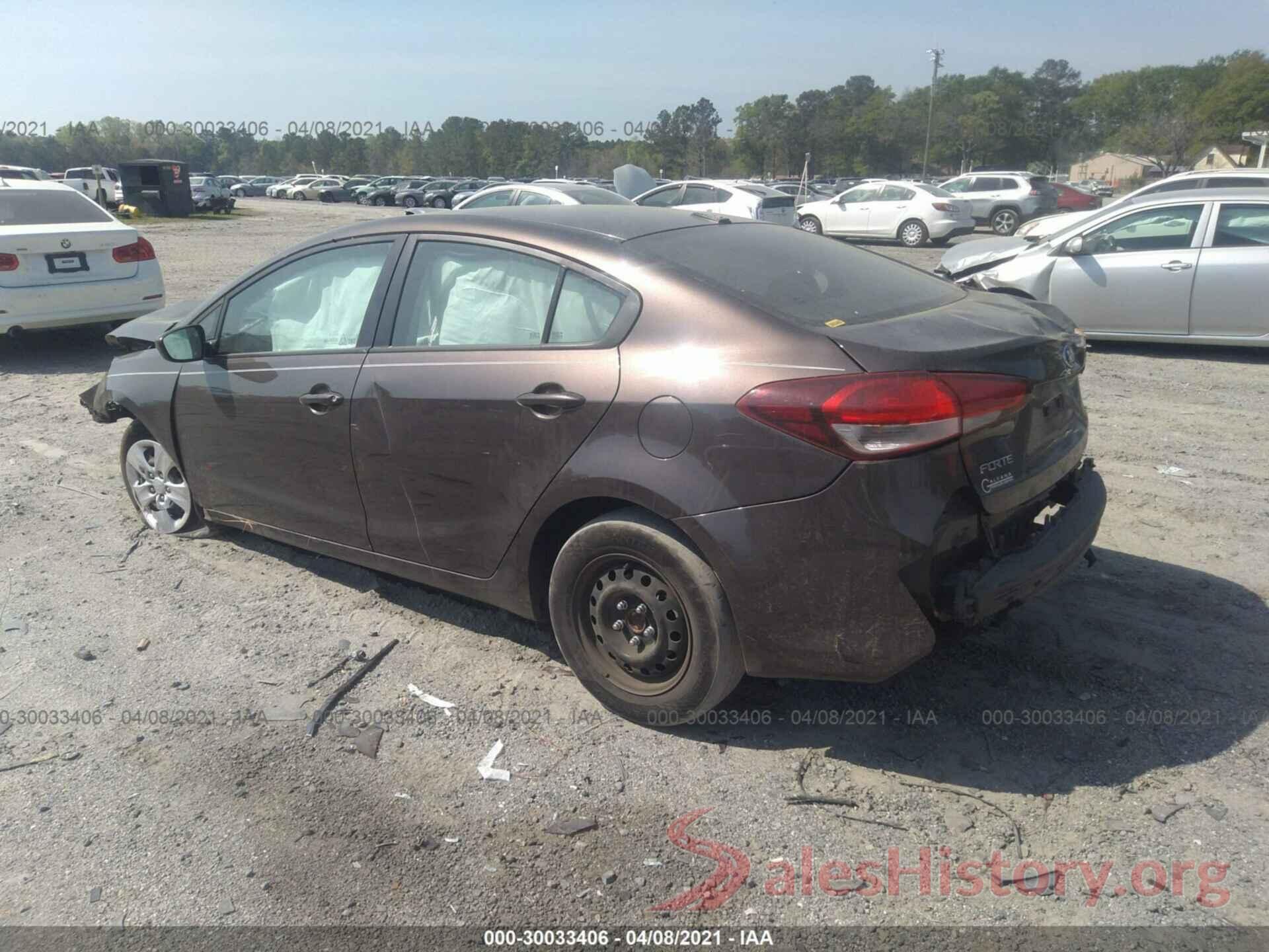 3KPFK4A76HE019596 2017 KIA FORTE