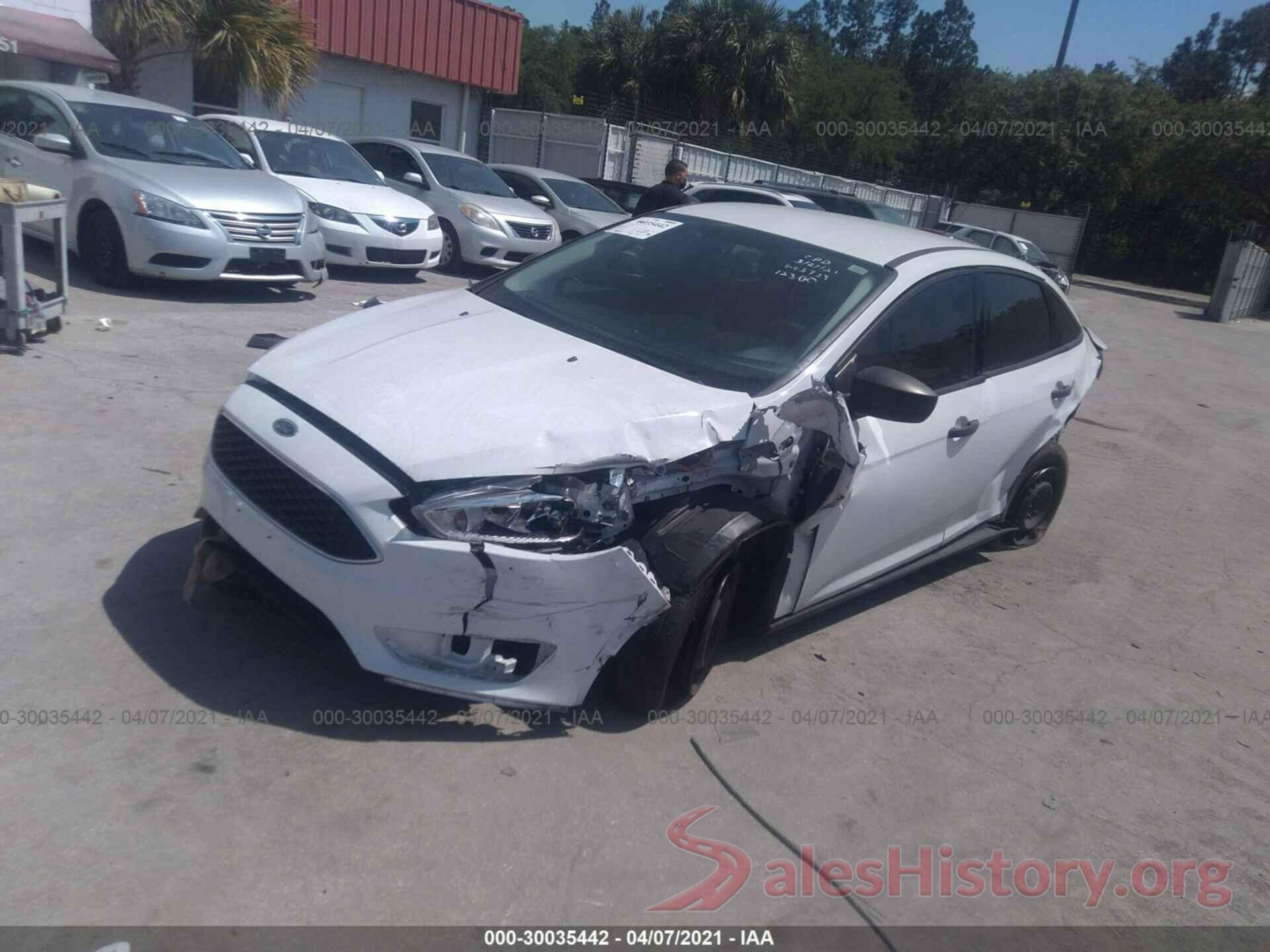 1FADP3E24JL215136 2018 FORD FOCUS