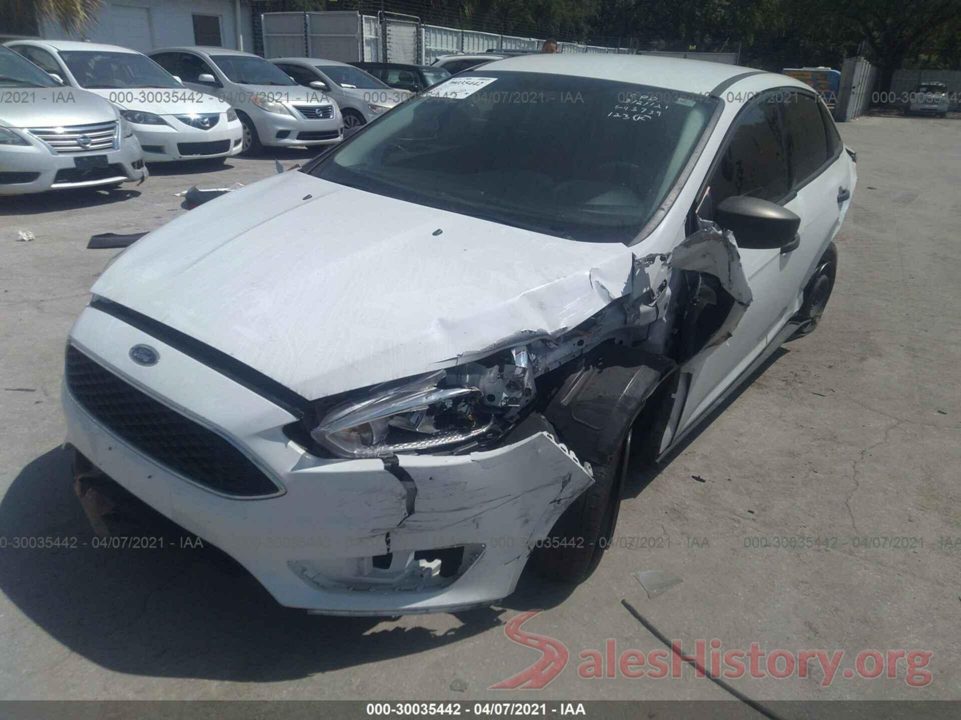 1FADP3E24JL215136 2018 FORD FOCUS