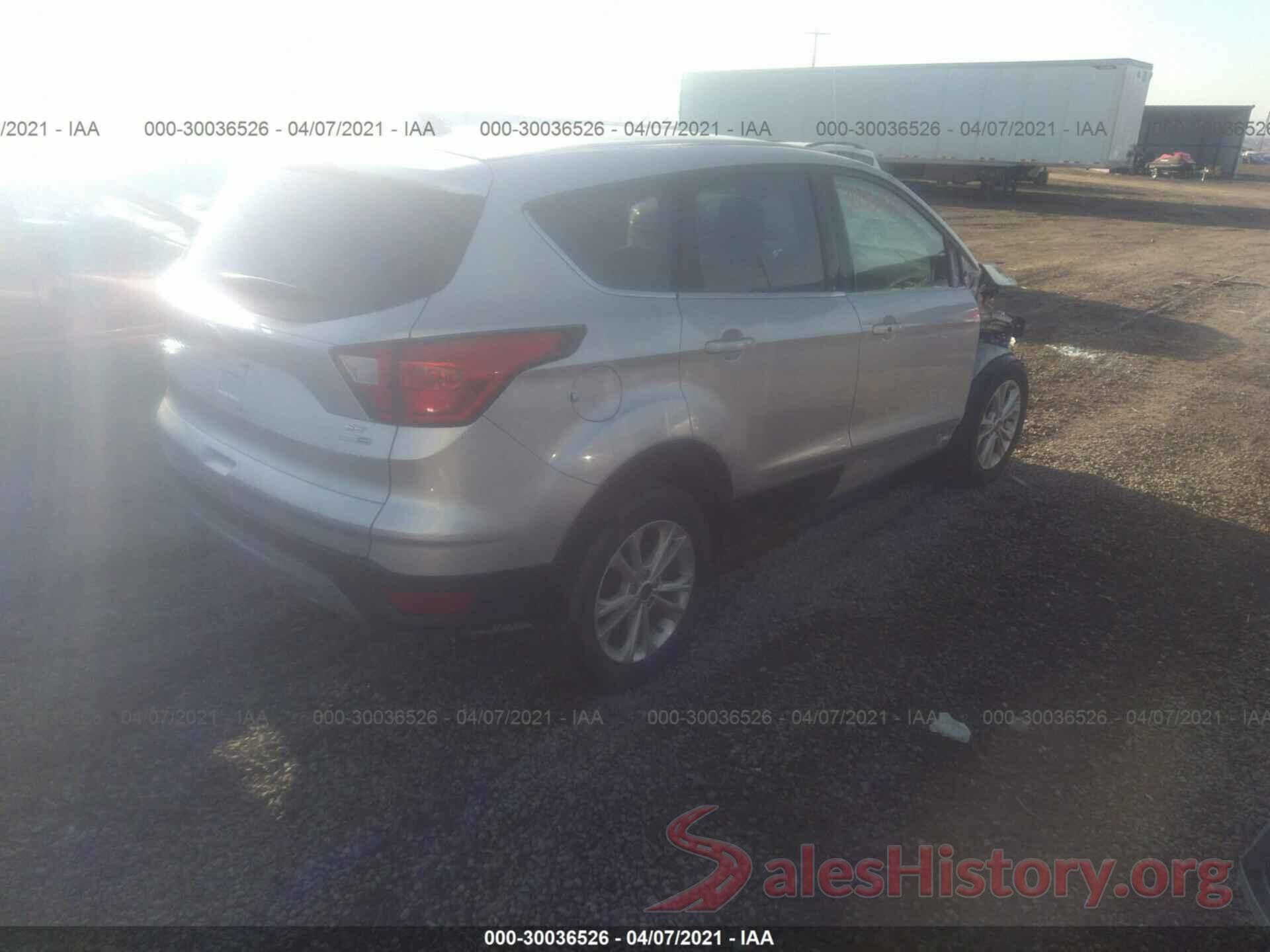 1FMCU9GD2KUA80732 2019 FORD ESCAPE