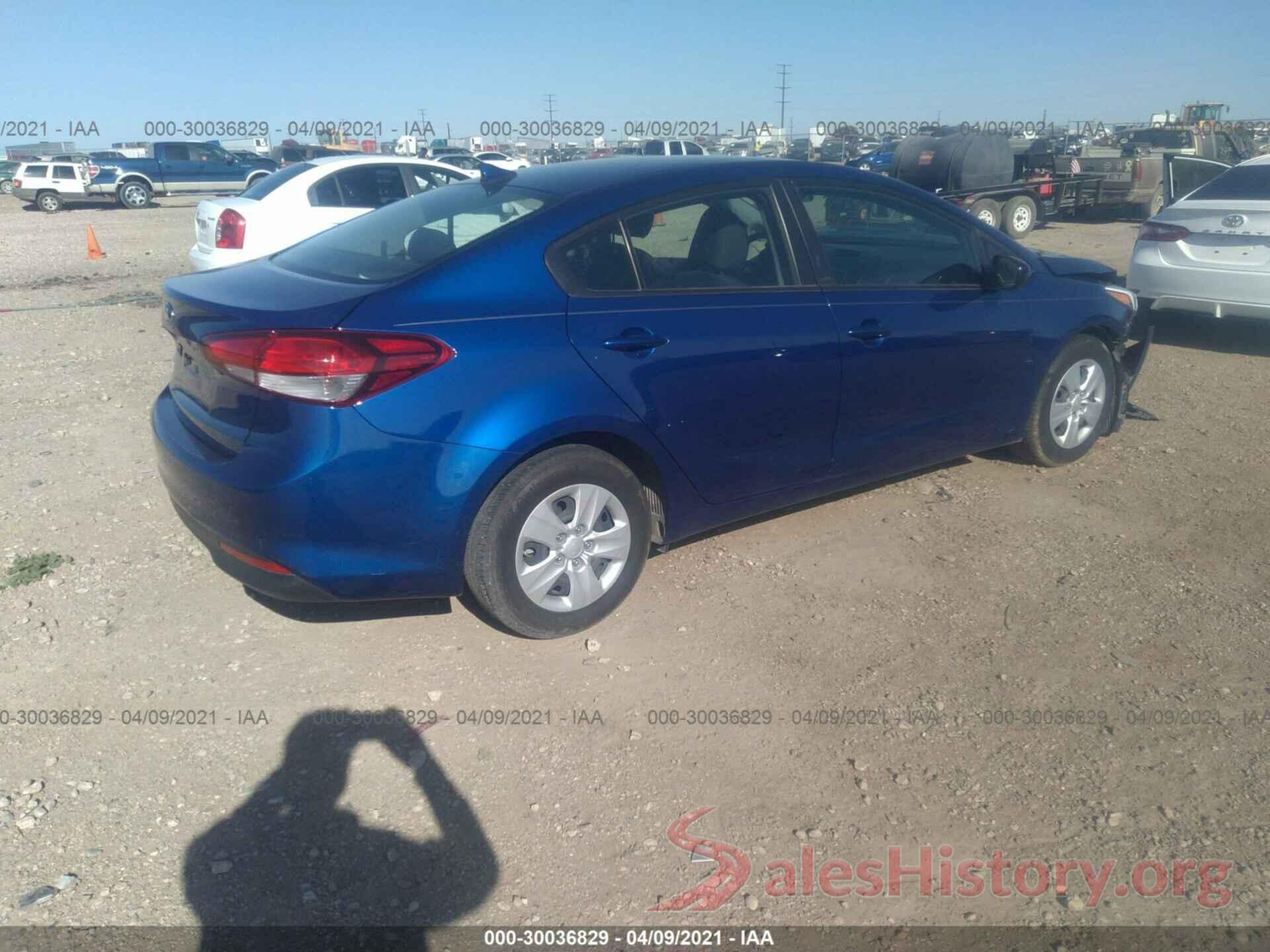 3KPFL4A71HE044399 2017 KIA FORTE