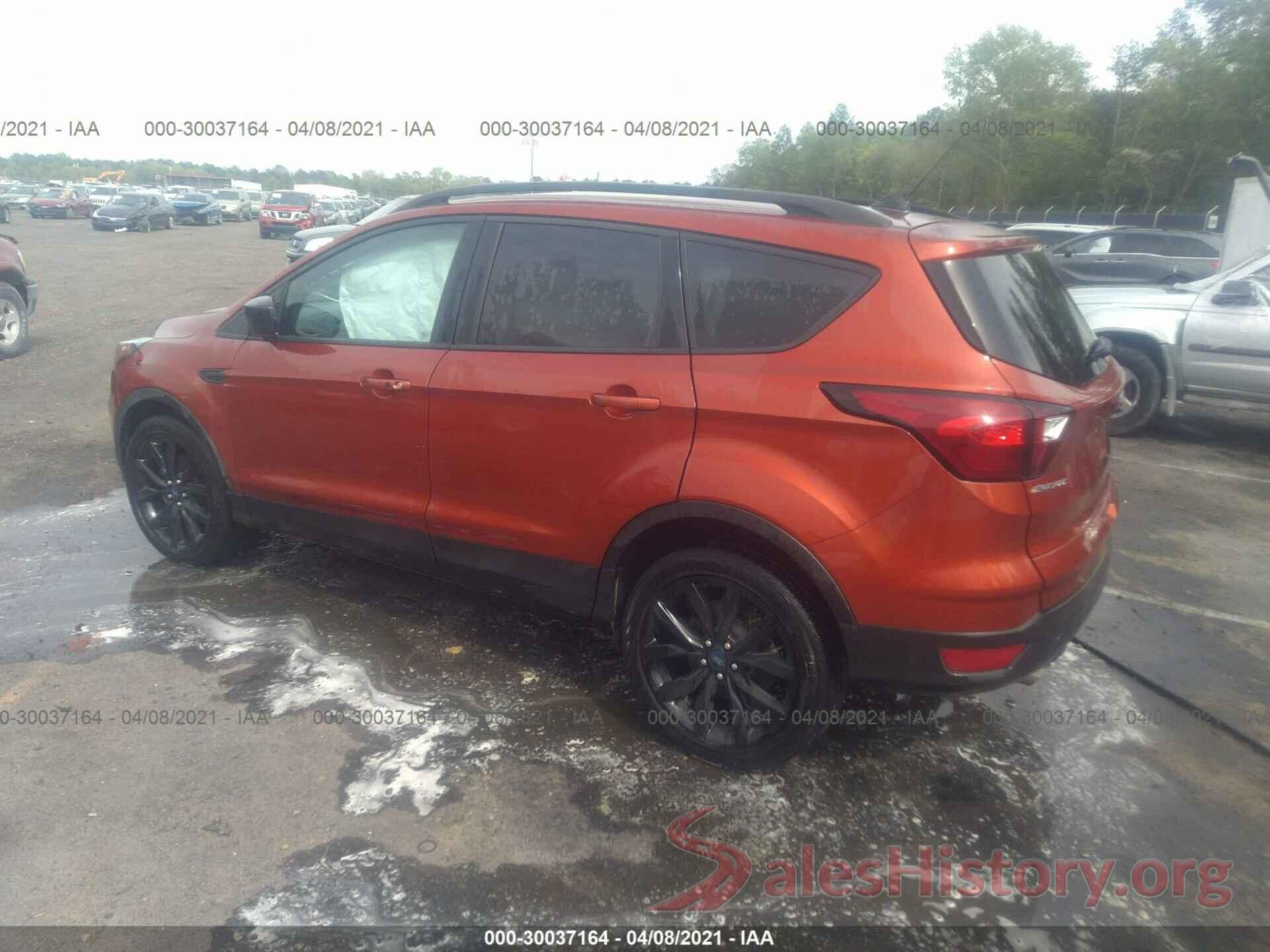 1FMCU0GDXKUA98360 2019 FORD ESCAPE