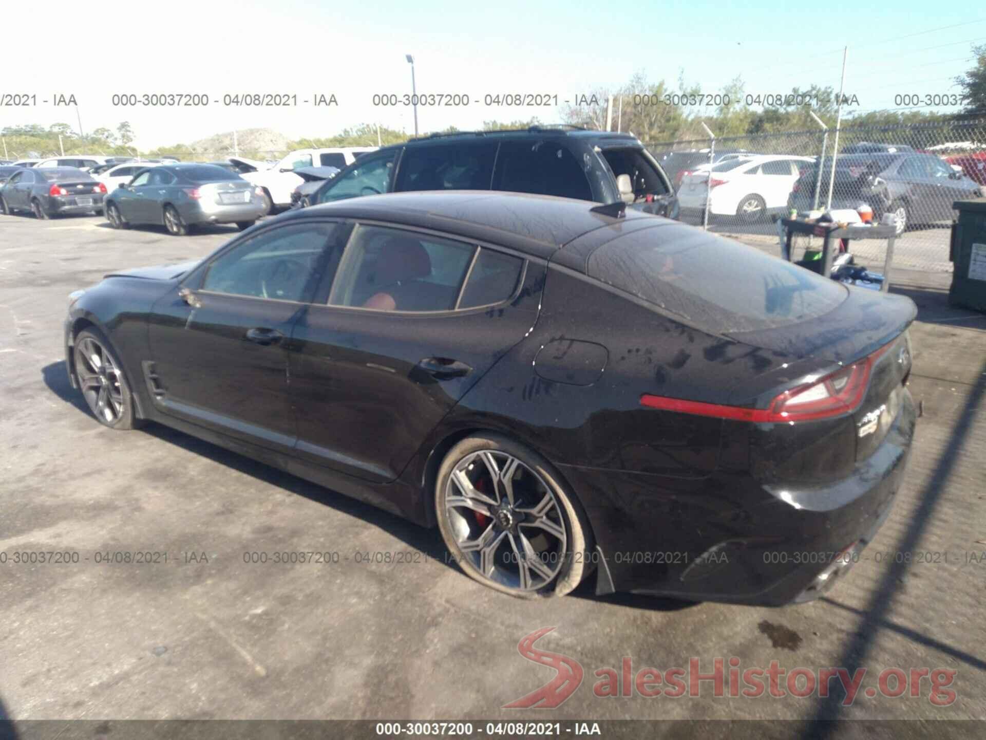 KNAE45LC8J6012826 2018 KIA STINGER