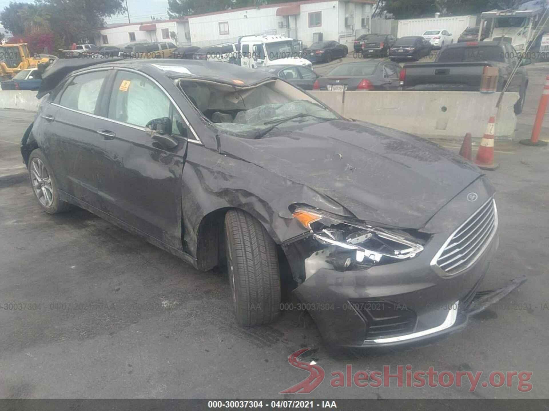 3FA6P0CD2KR135476 2019 FORD FUSION