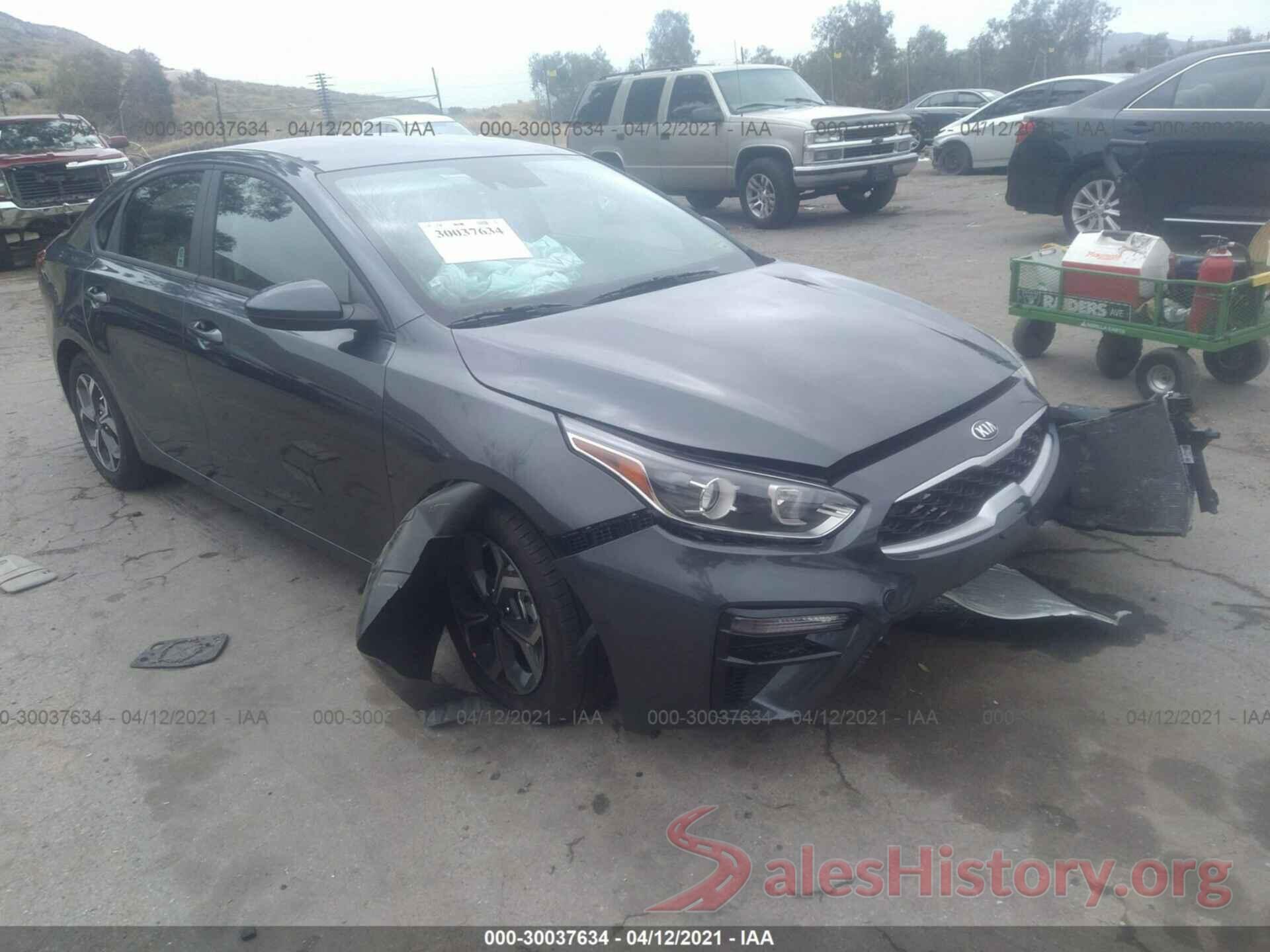 3KPF24AD2ME329972 2021 KIA FORTE