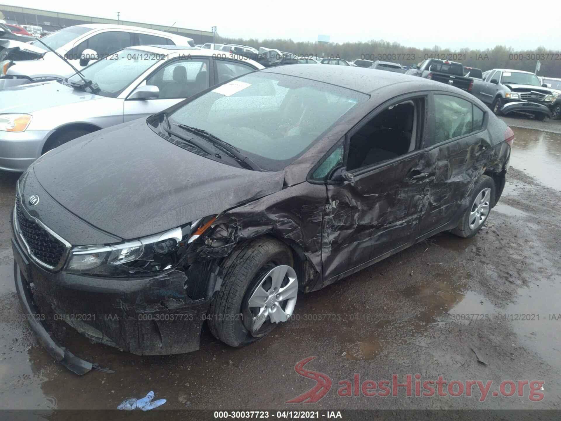 3KPFL4A71HE087401 2017 KIA FORTE