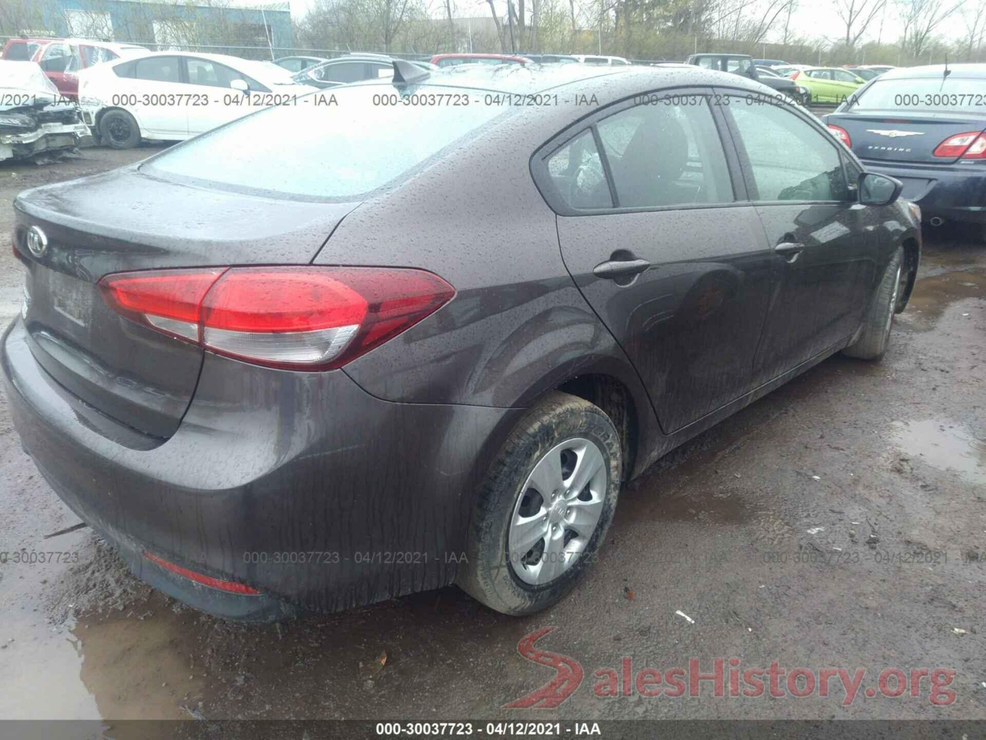 3KPFL4A71HE087401 2017 KIA FORTE