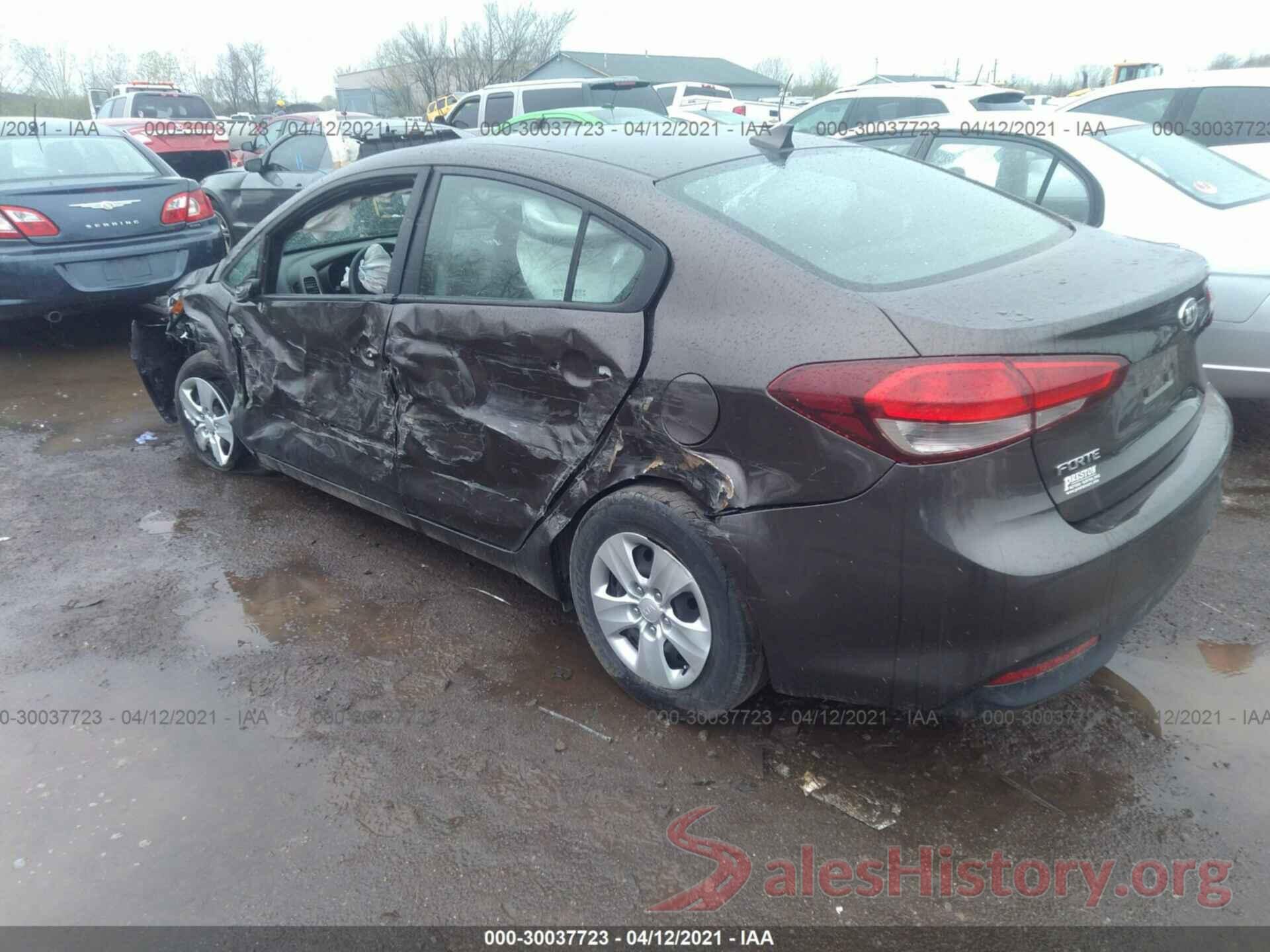 3KPFL4A71HE087401 2017 KIA FORTE