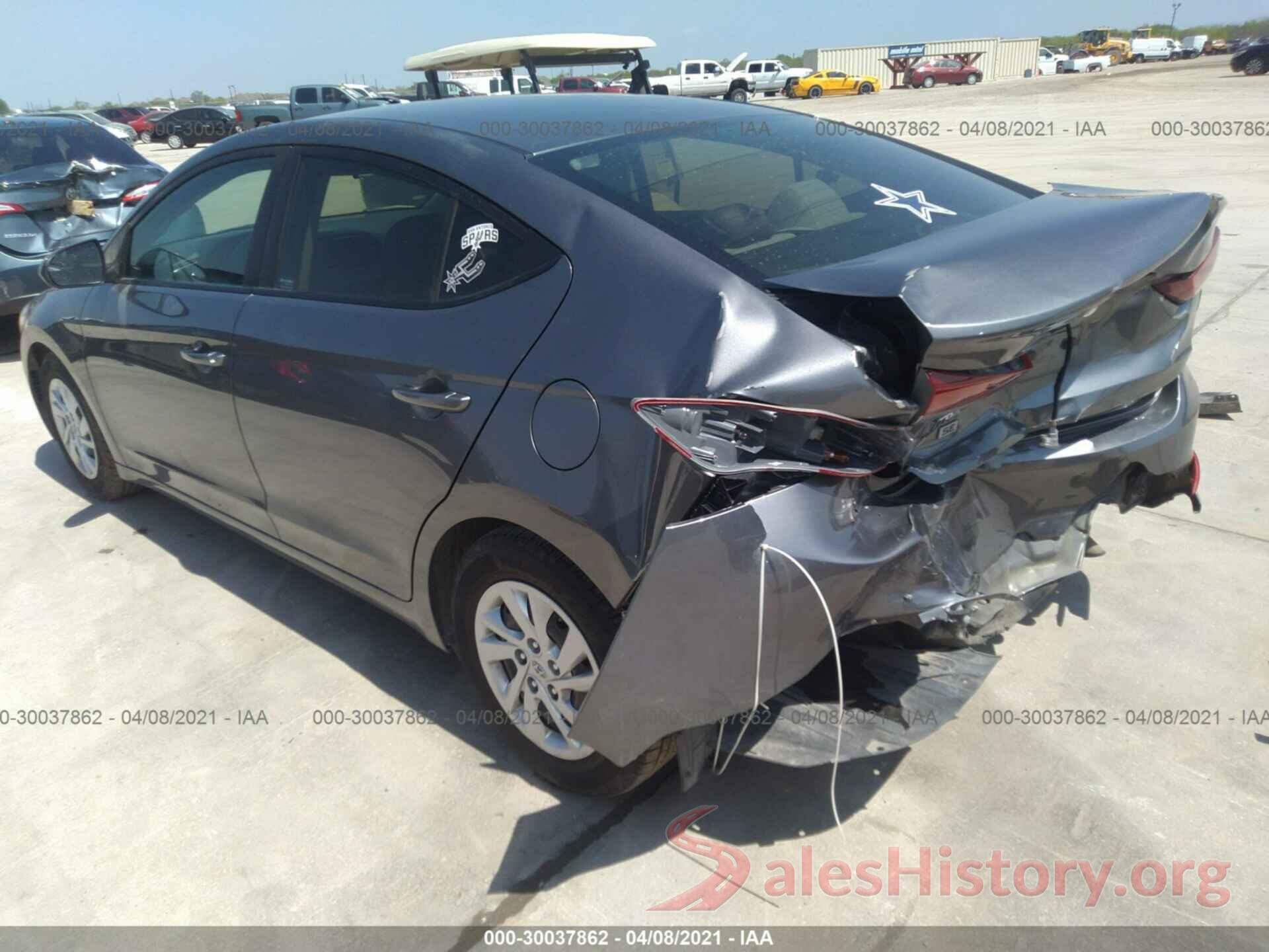 5NPD74LF2JH352201 2018 HYUNDAI ELANTRA