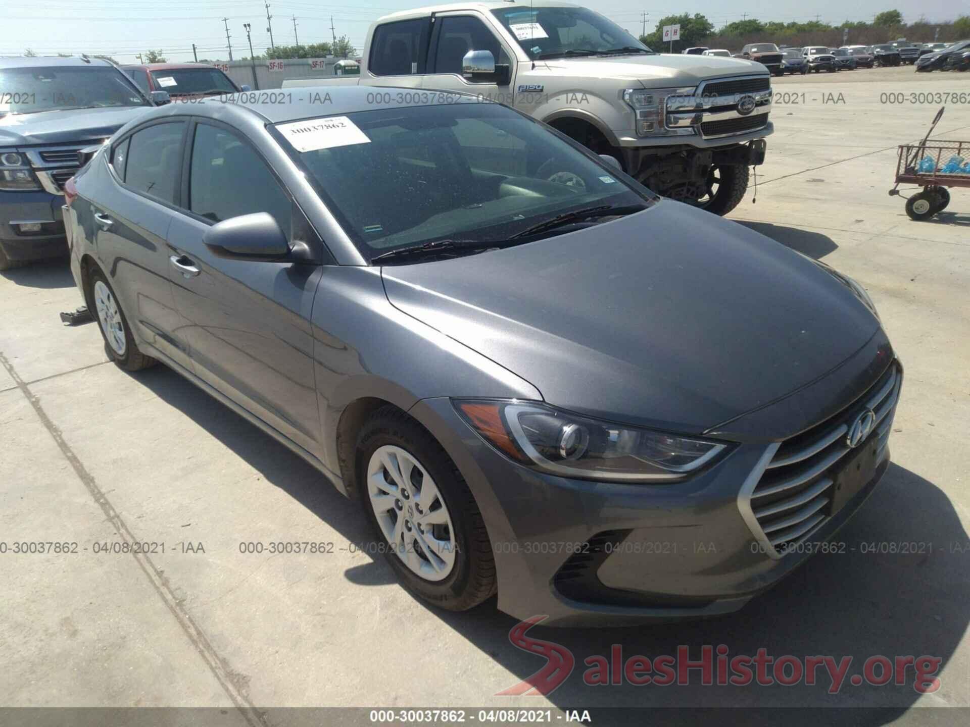 5NPD74LF2JH352201 2018 HYUNDAI ELANTRA