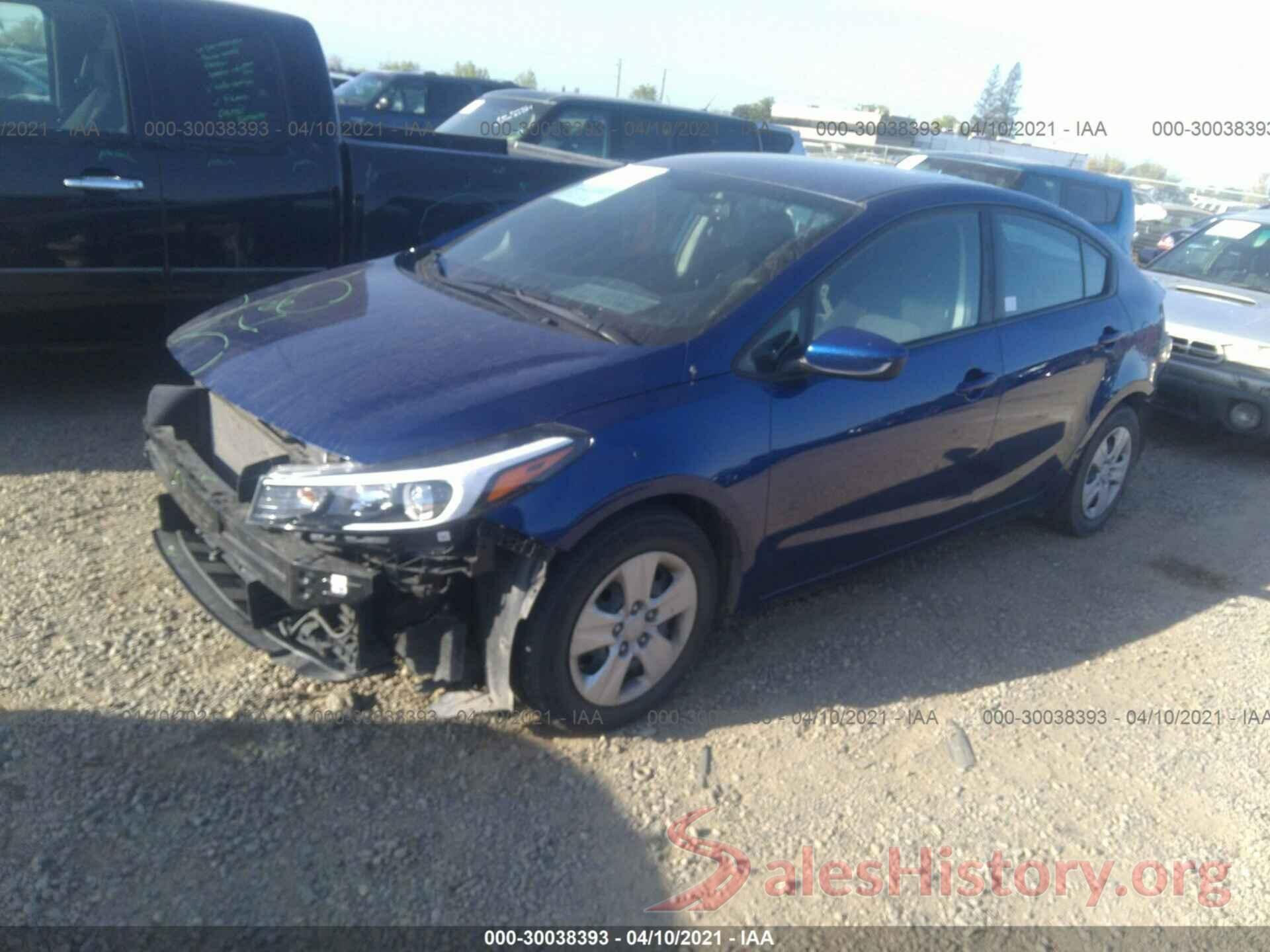 3KPFK4A72JE255037 2018 KIA FORTE