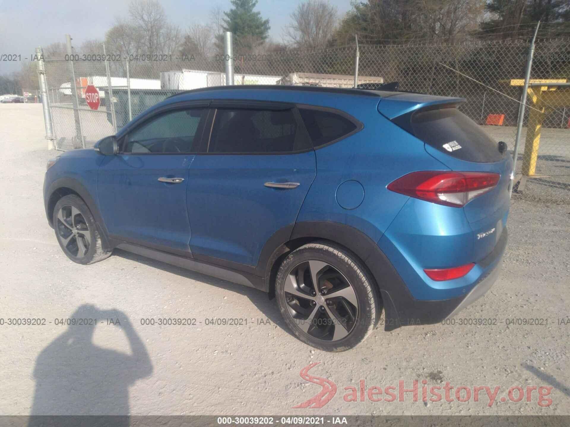 KM8J3CA23HU306607 2017 HYUNDAI TUCSON